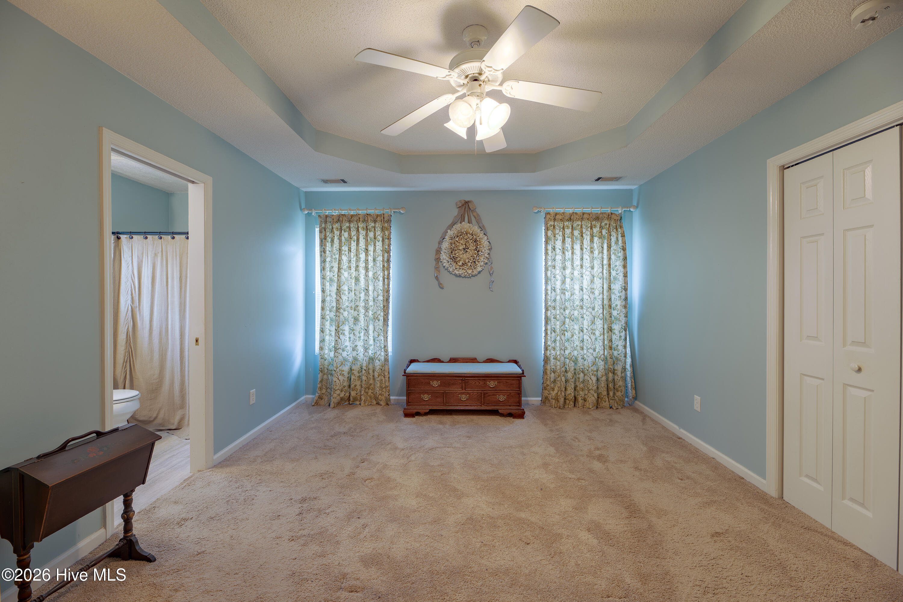692 Devon Road Property Photo 9