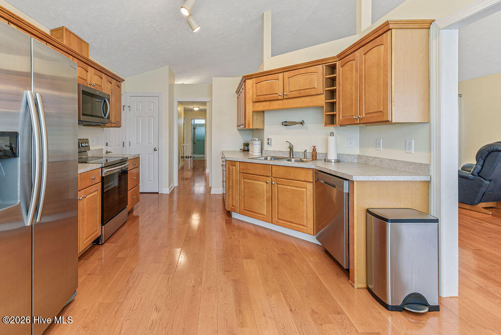 180 Presnell Court Property Photo 7