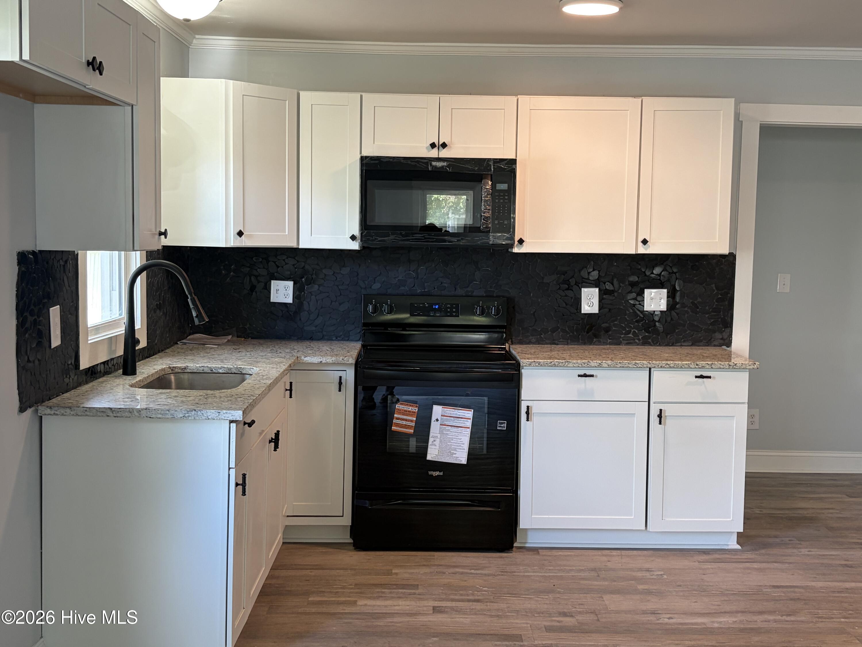 109 Fairview Street Property Photo 10