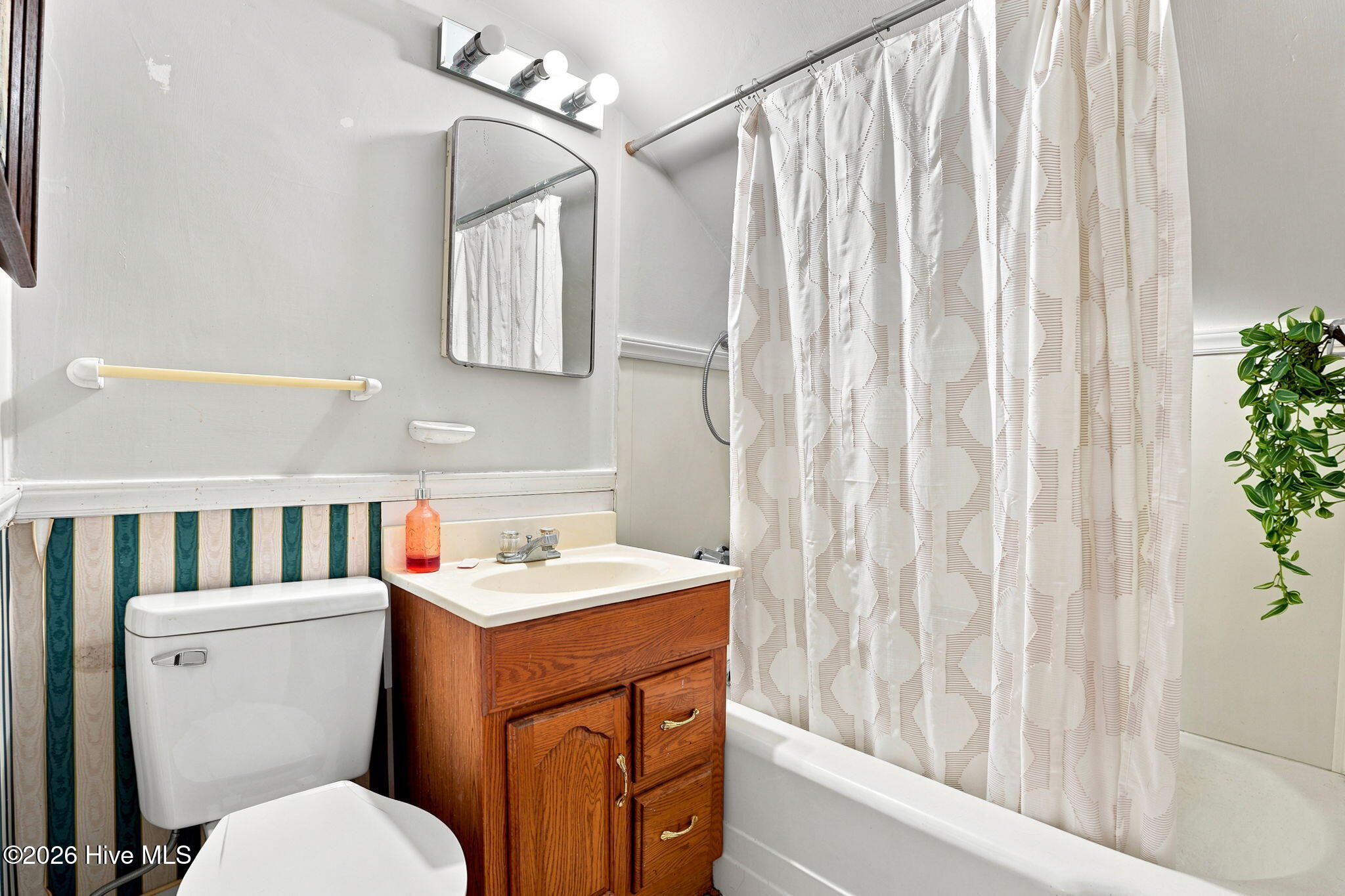 12137 Oak Avenue Property Photo 31