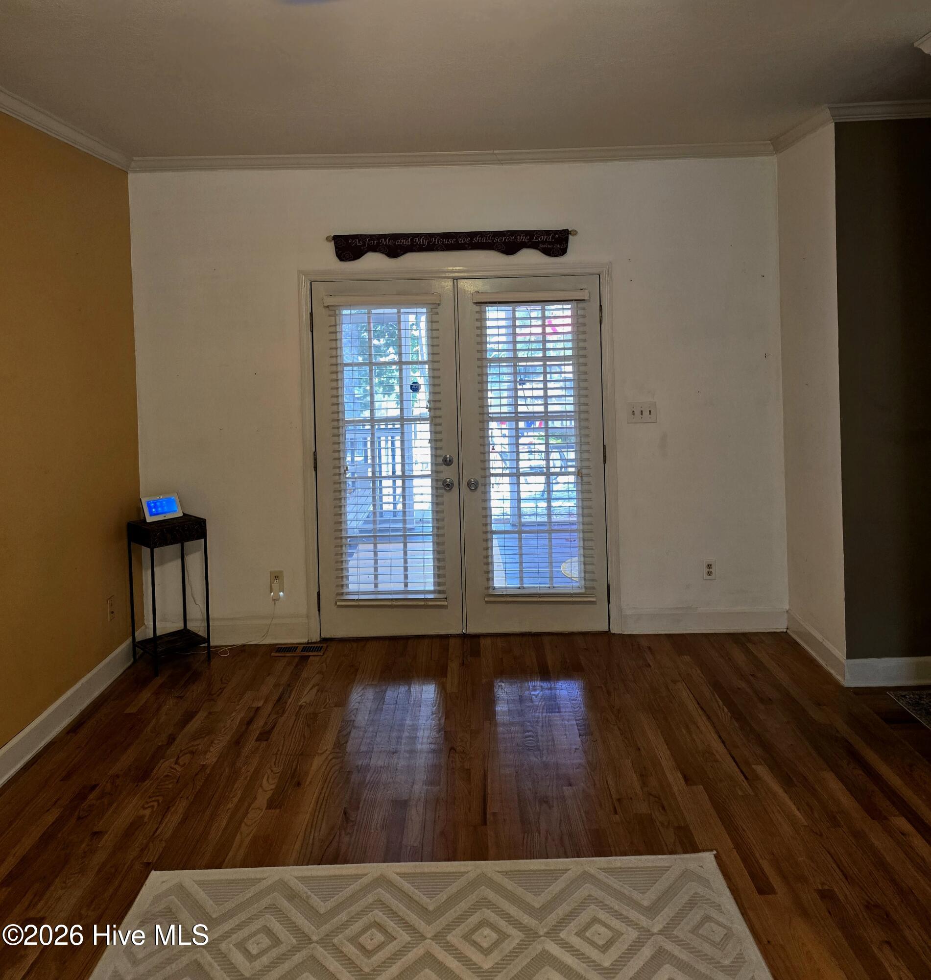 111 Moss Creek Drive Property Photo 8