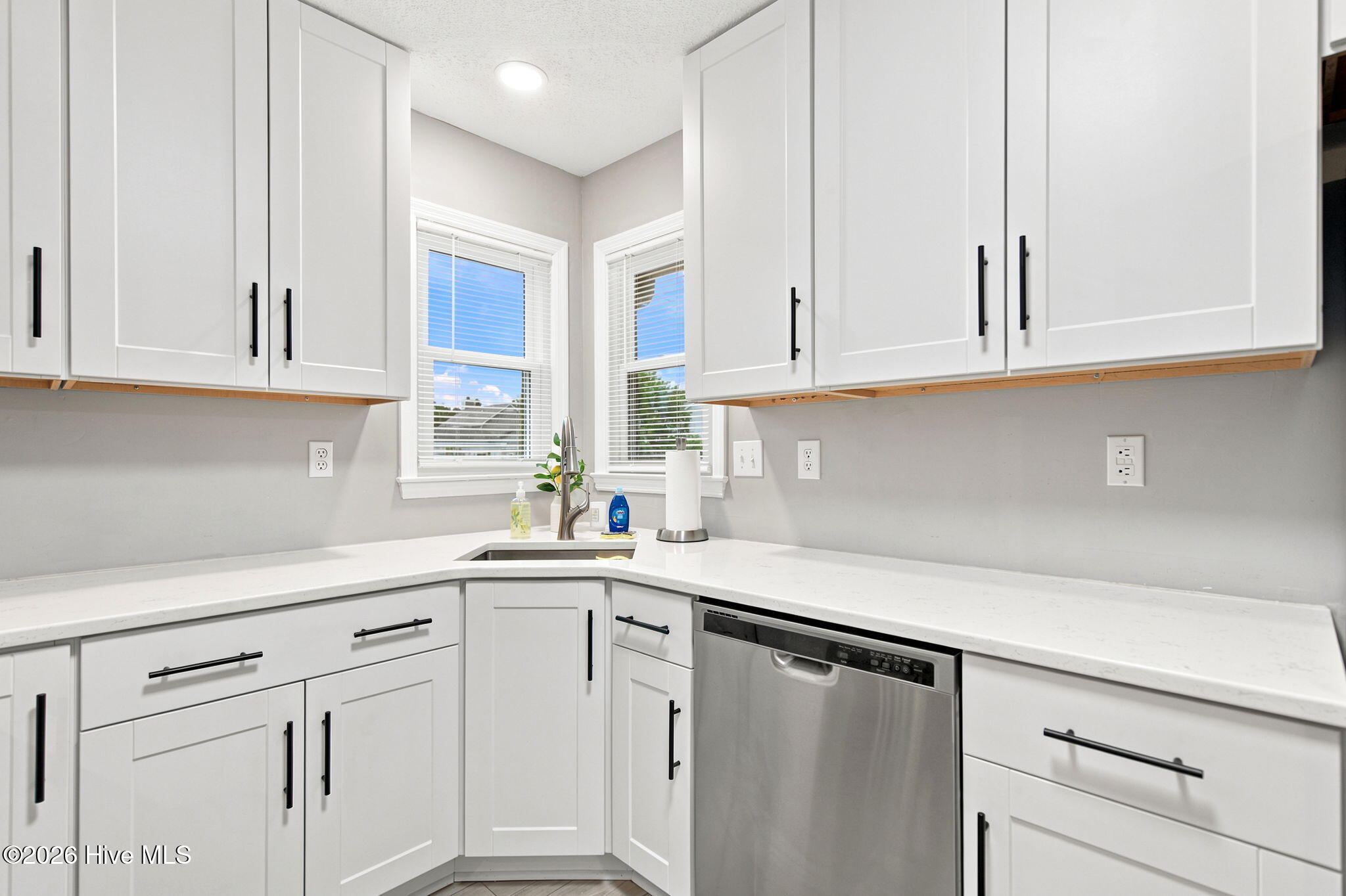 7228 Quail Woods Road Property Photo 4