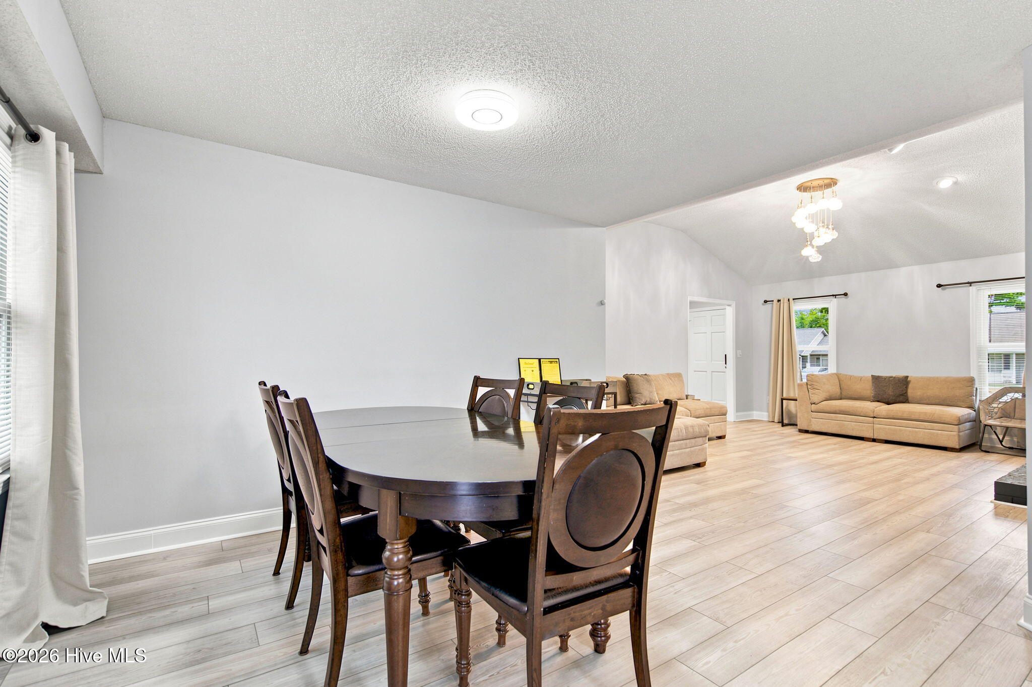 7228 Quail Woods Road Property Photo 8