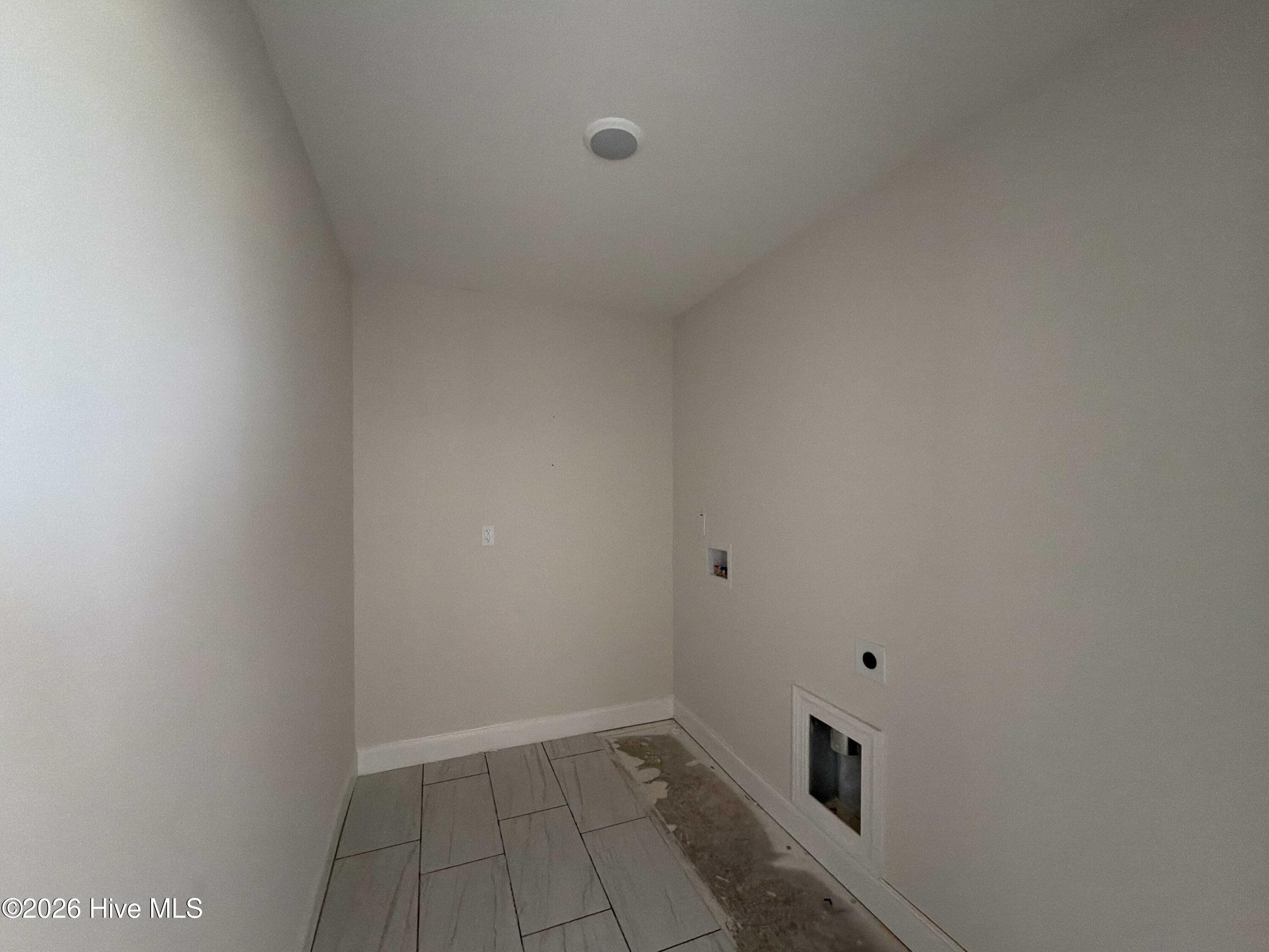 140 Margot Manor Drive Property Photo 6