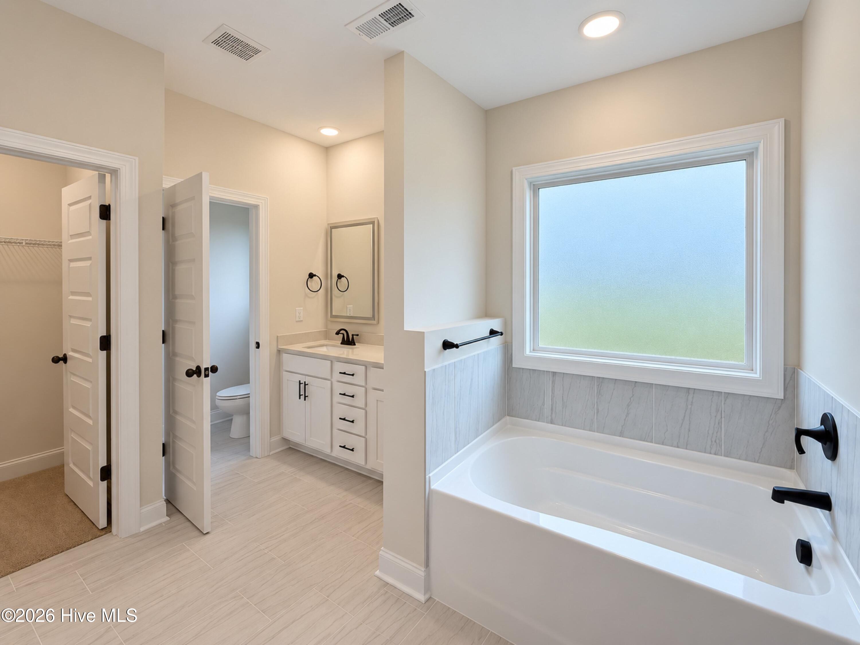 140 Margot Manor Drive Property Photo 11