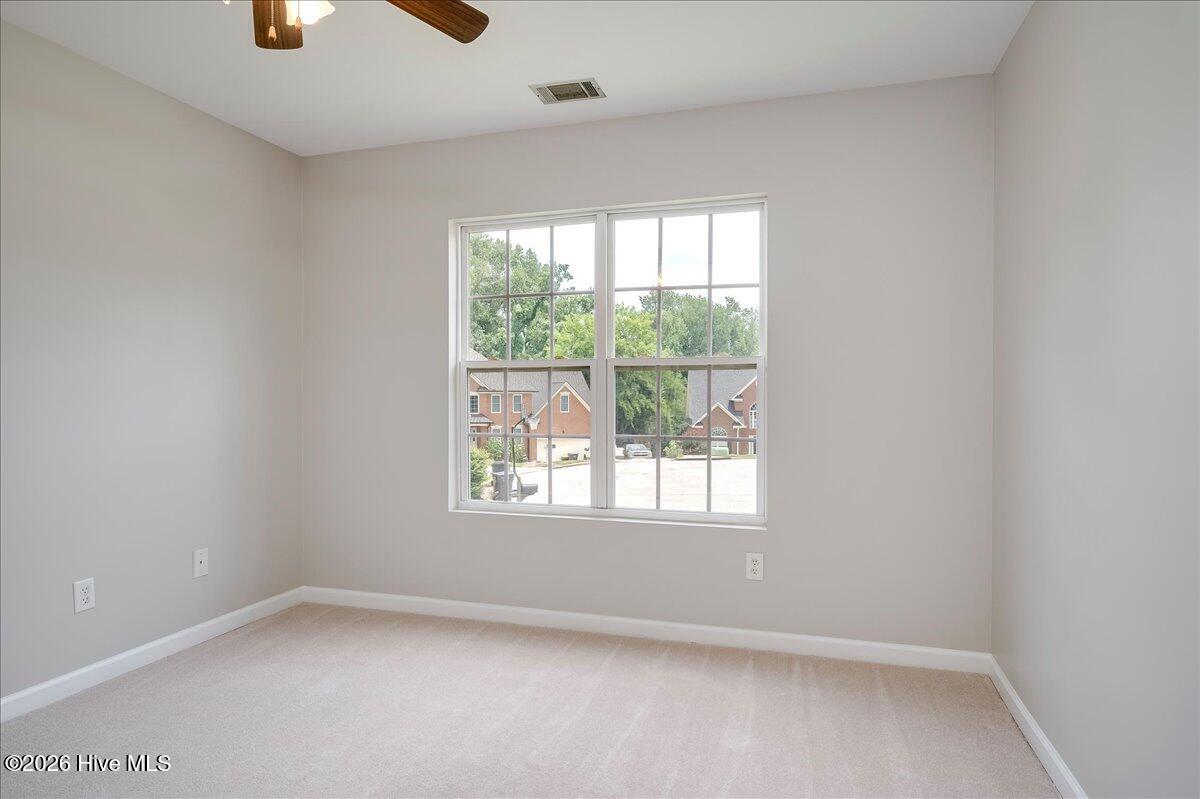 304 Cimarron Place Property Photo 20