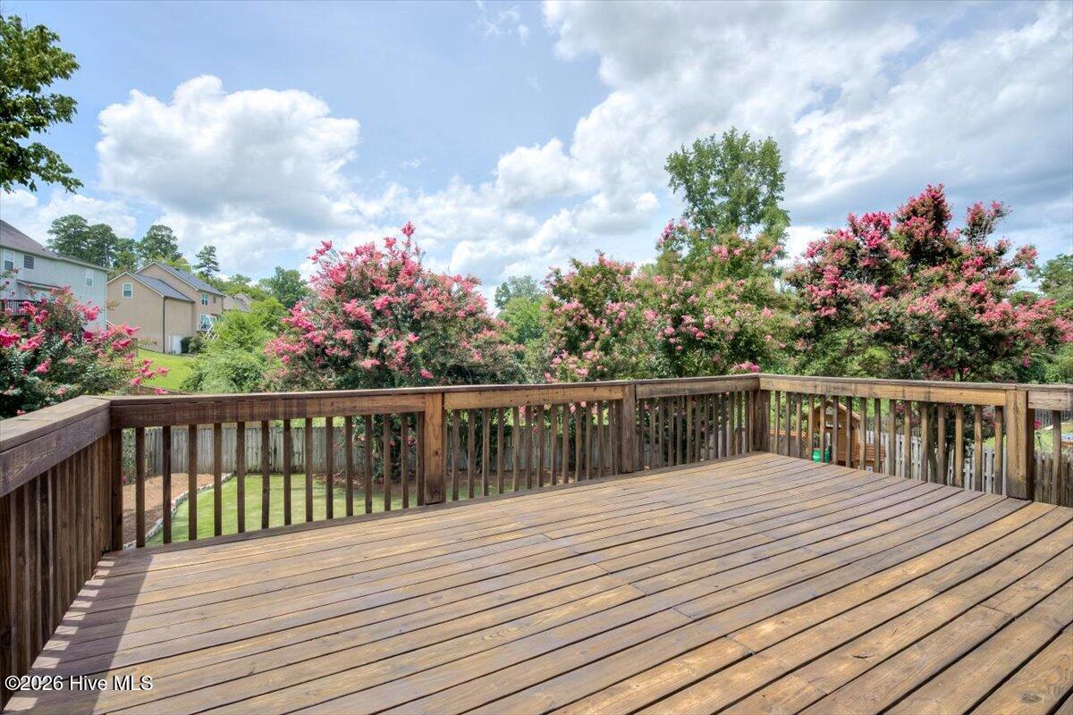 304 Cimarron Place Property Photo 34
