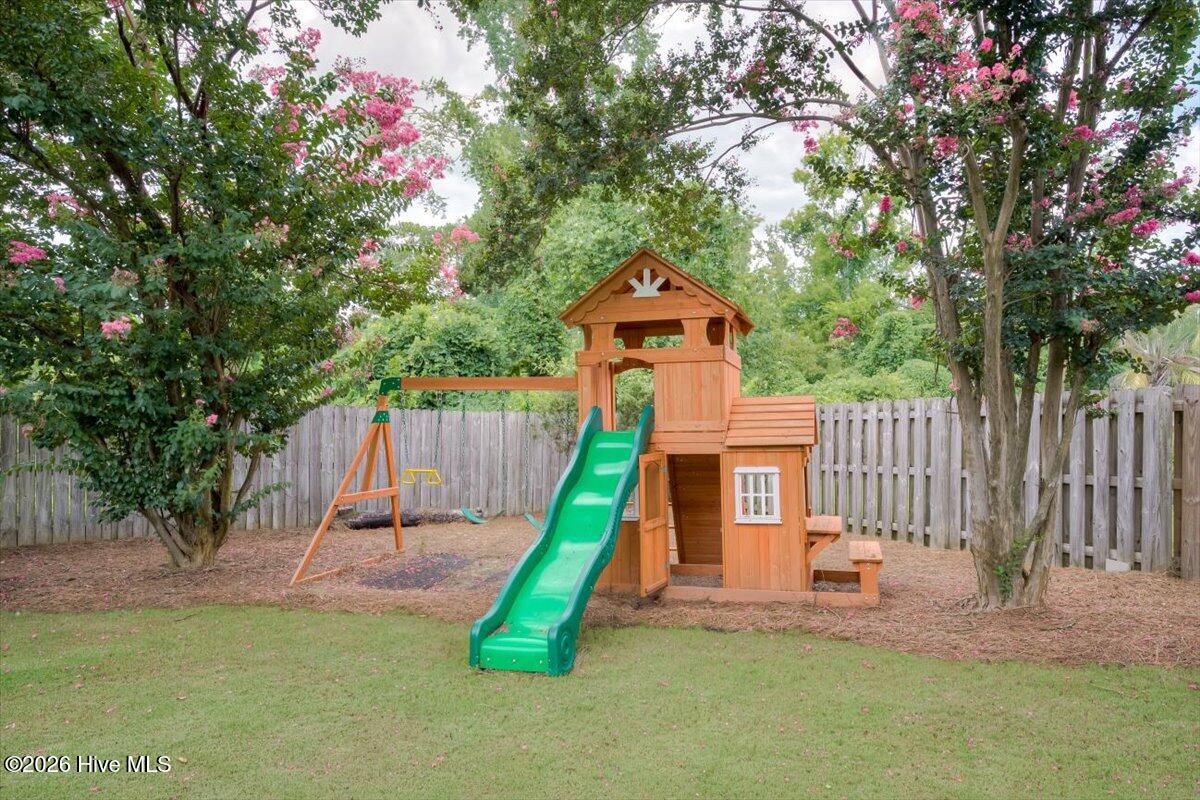 304 Cimarron Place Property Photo 39