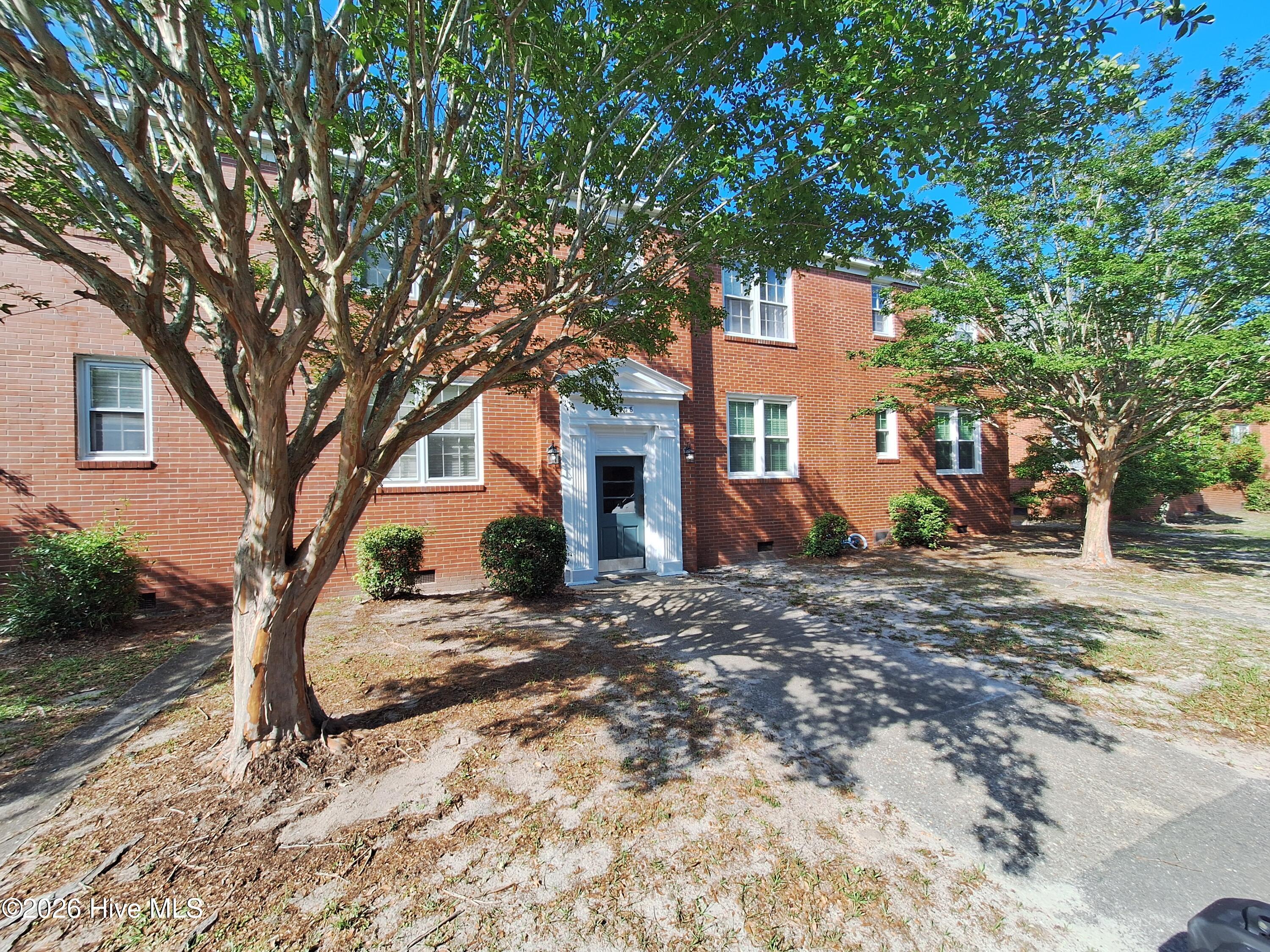 2940 Oleander Drive G6 Property Photo 1