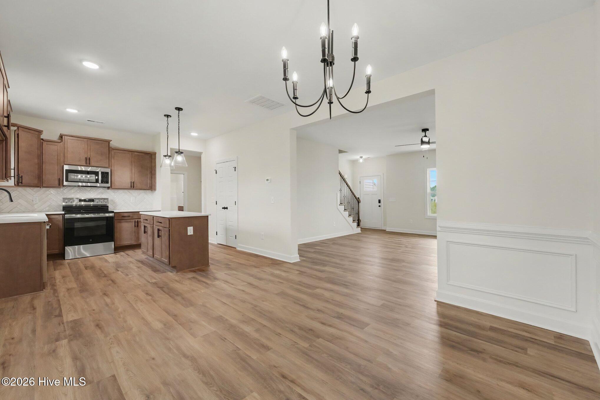 301 Hudson Village Drive Property Photo 10
