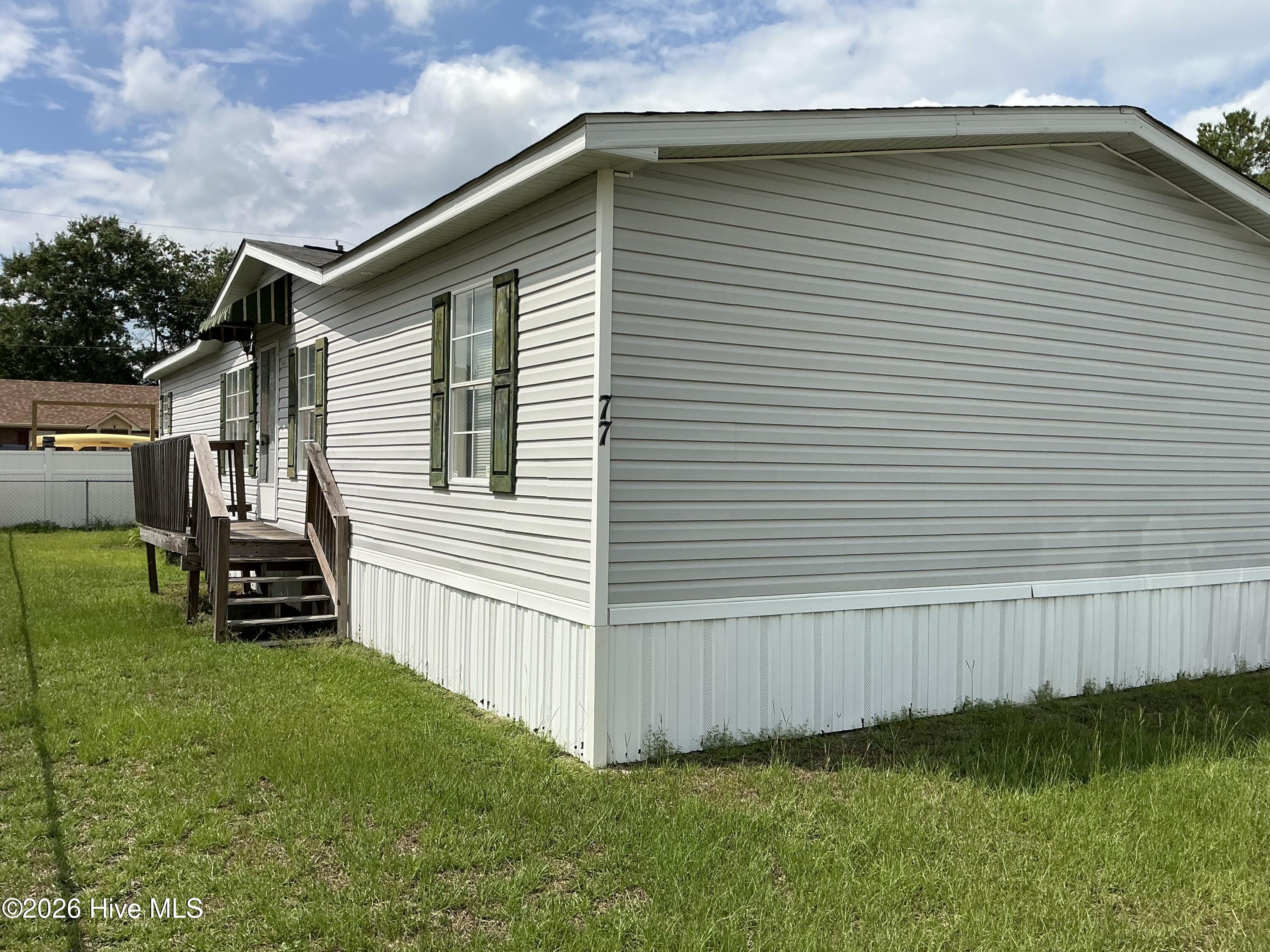 77 Maple Avenue Property Photo 4