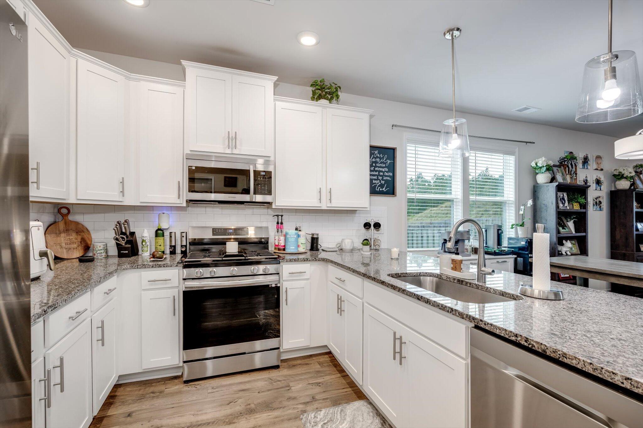 6383 Whirlaway Road Property Photo 4