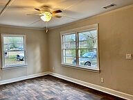 422 Florida Avenue Property Photo 6