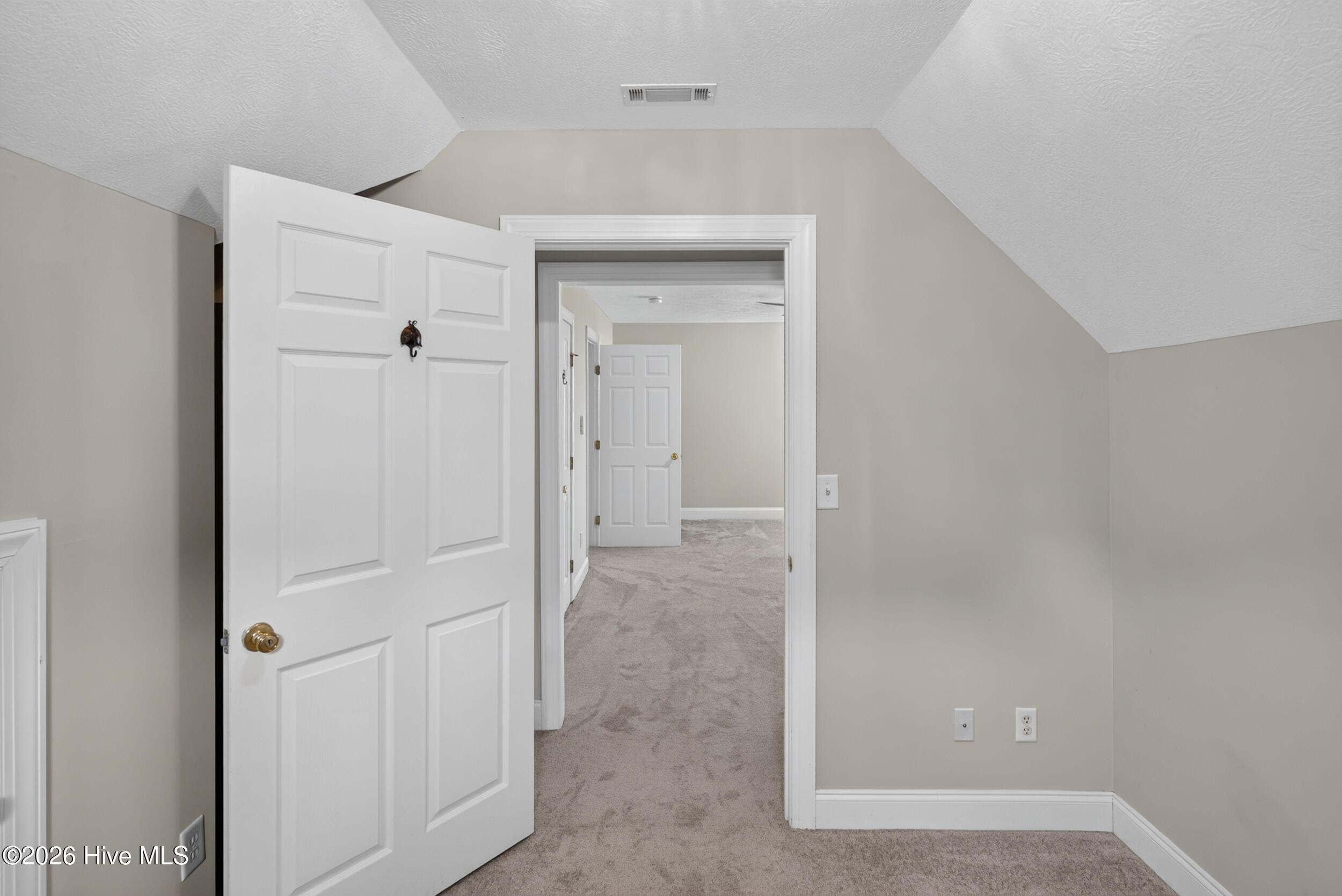 3525 Greenway Drive Property Photo 38
