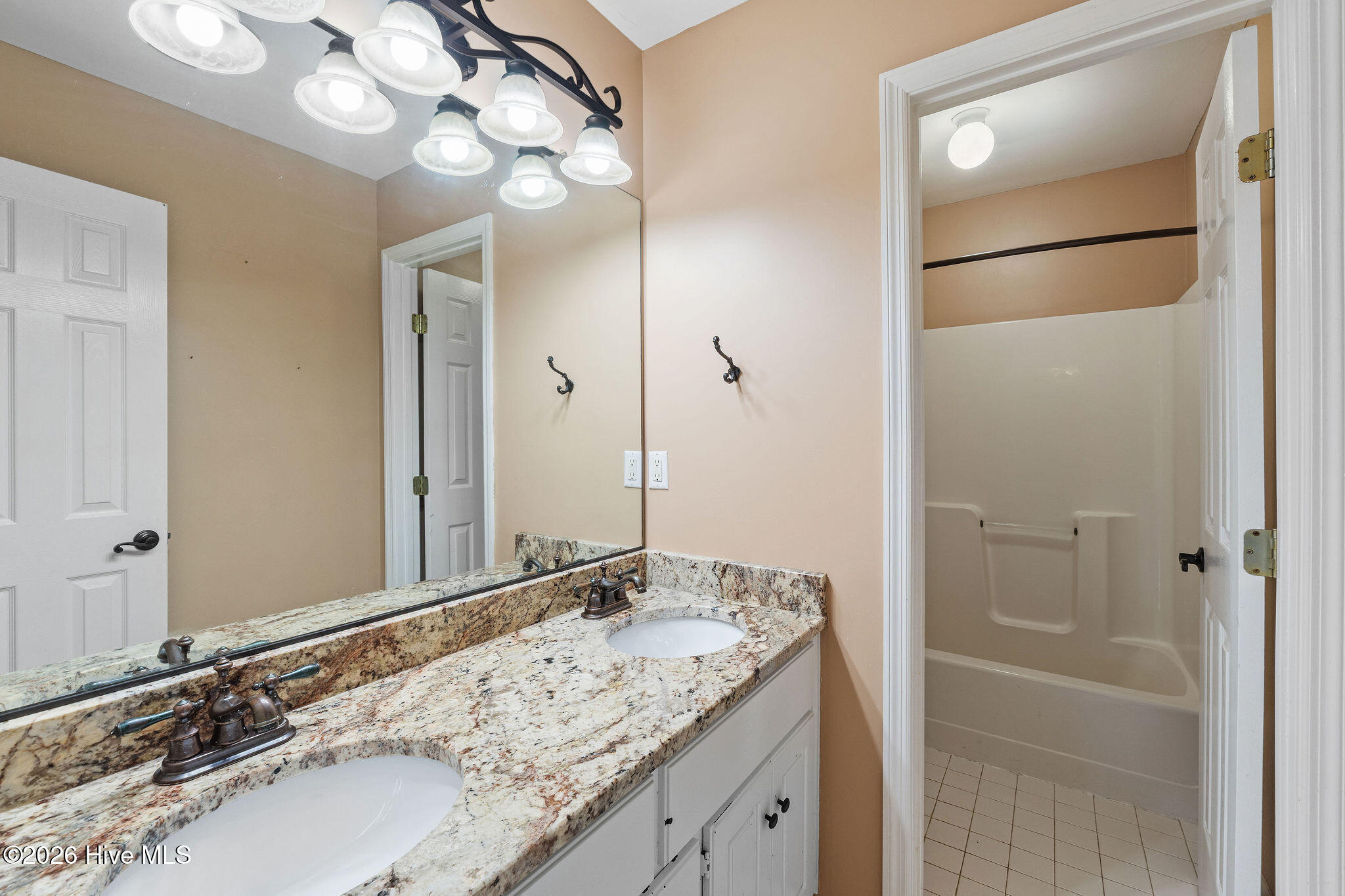 882 Windmill Lane Property Photo 29