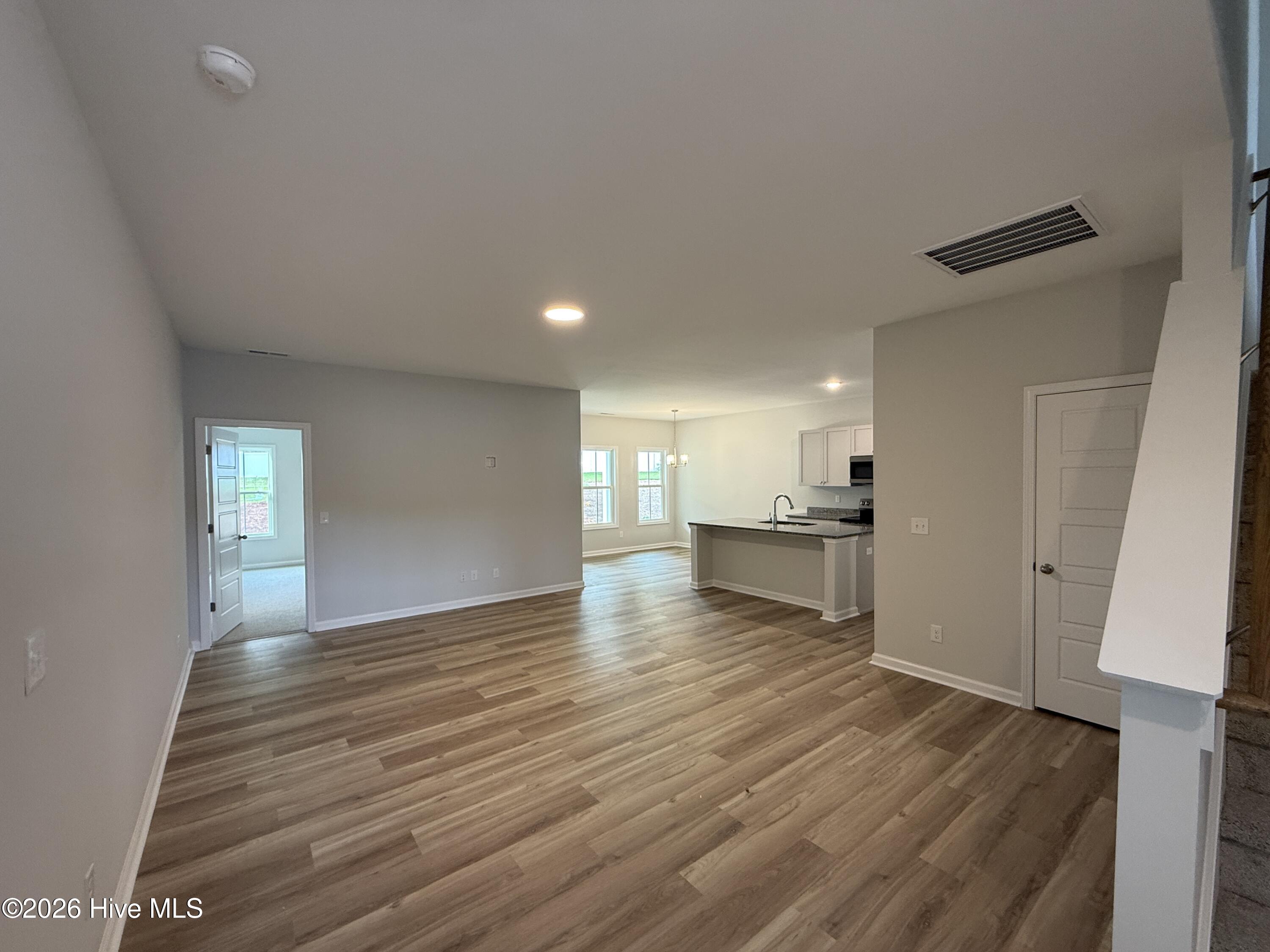 101 Crossvine Street Property Photo 3