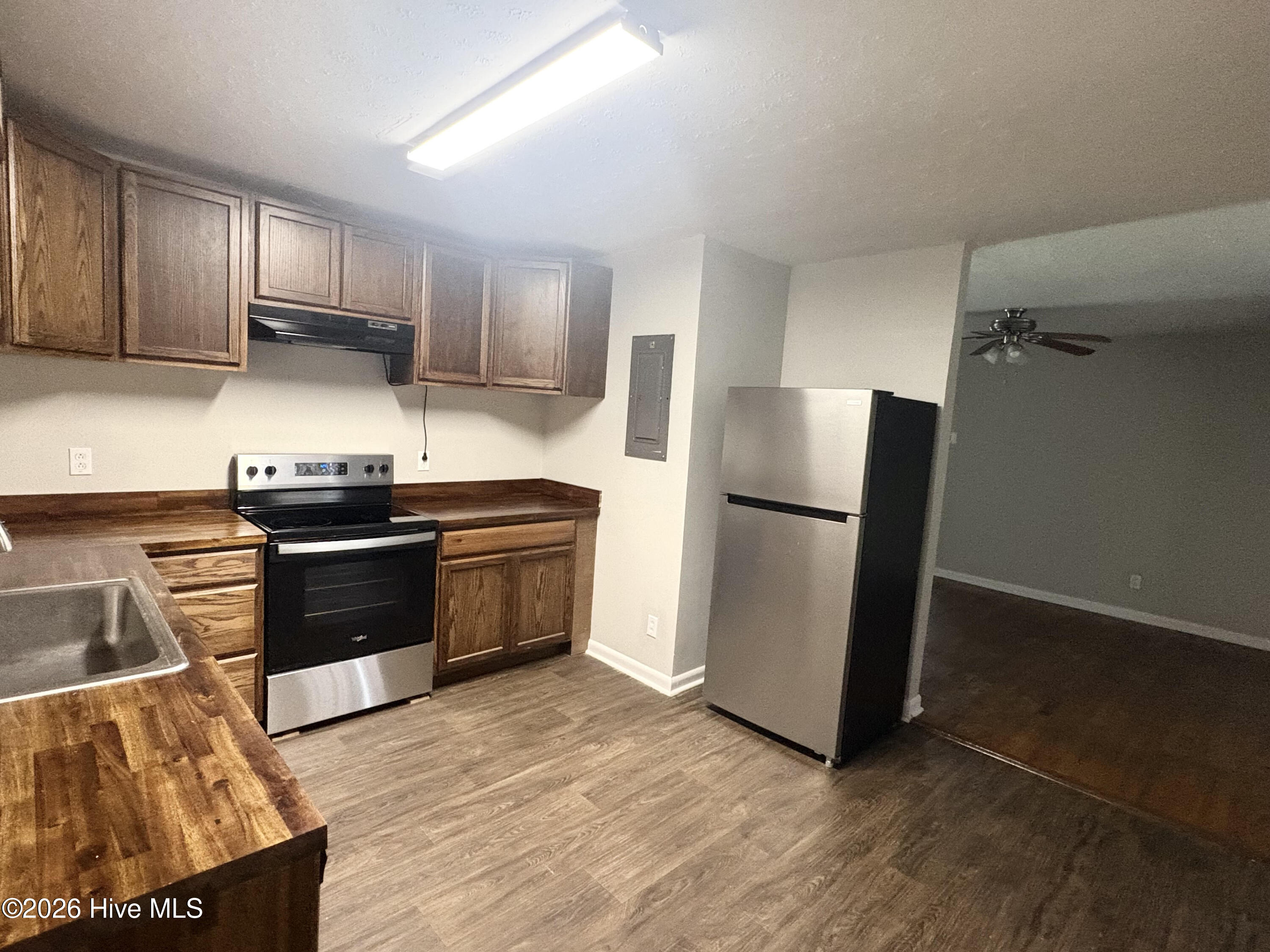 406 Forest Grove Avenue Property Photo 16