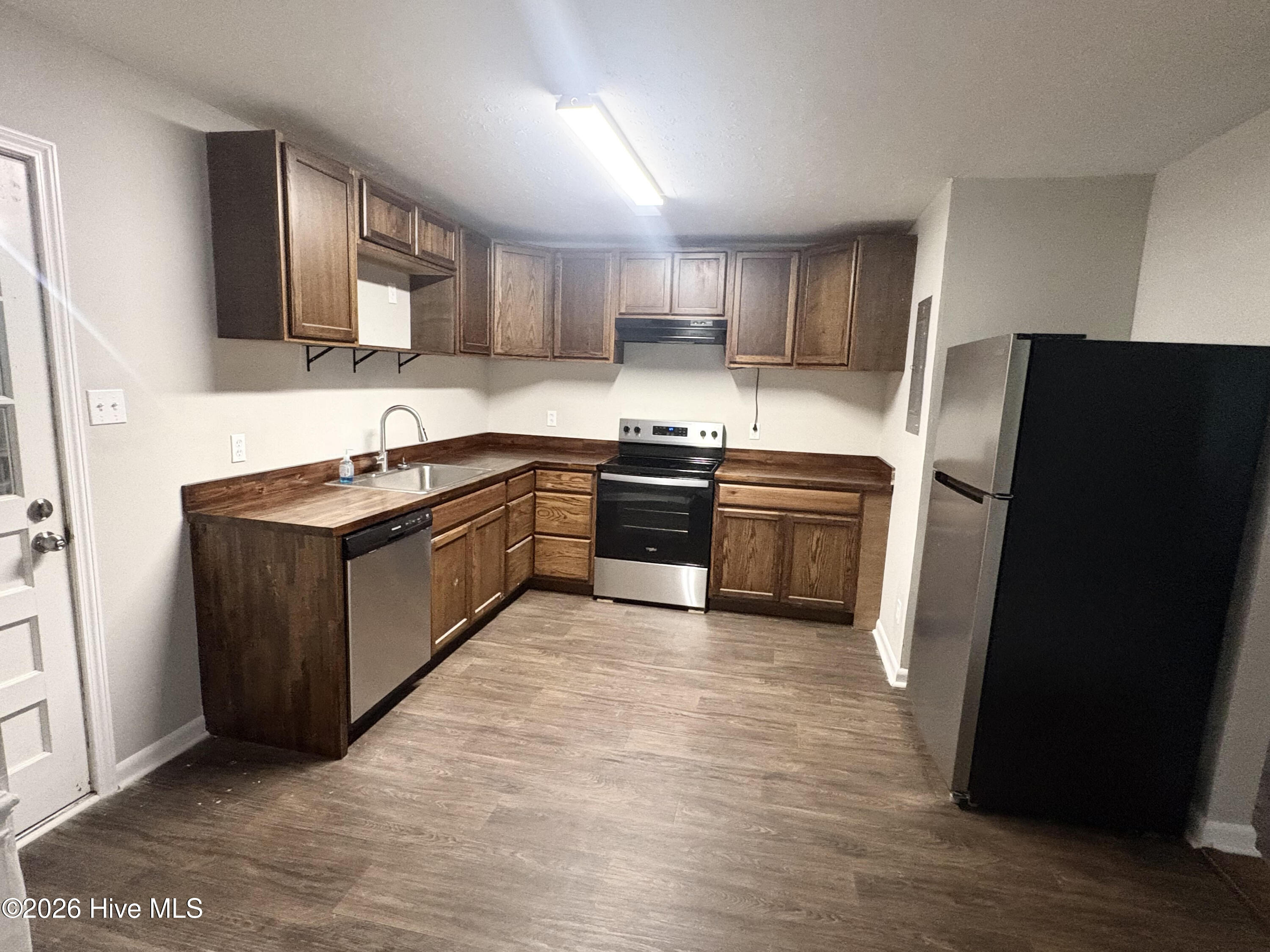 406 Forest Grove Avenue Property Photo 18