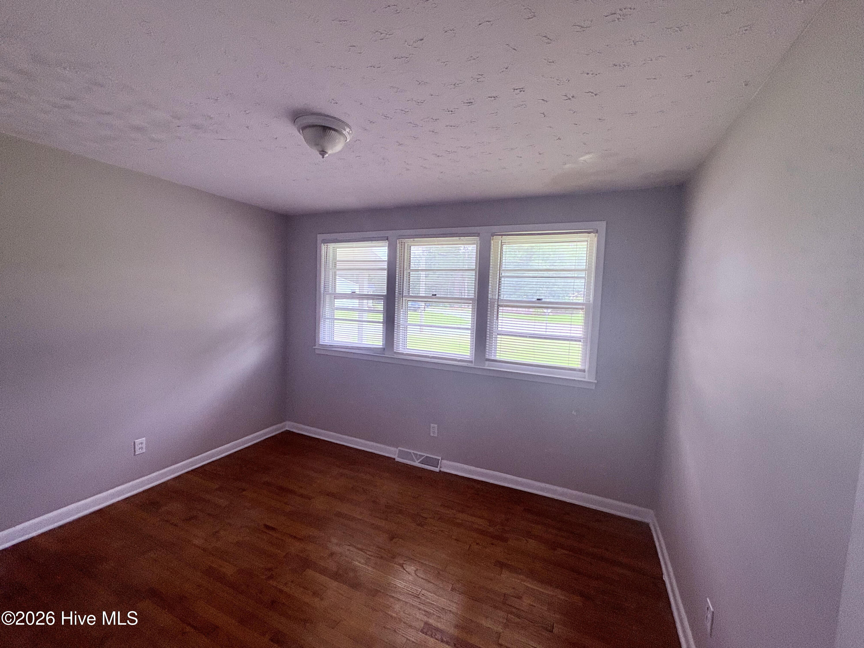 406 Forest Grove Avenue Property Photo 25