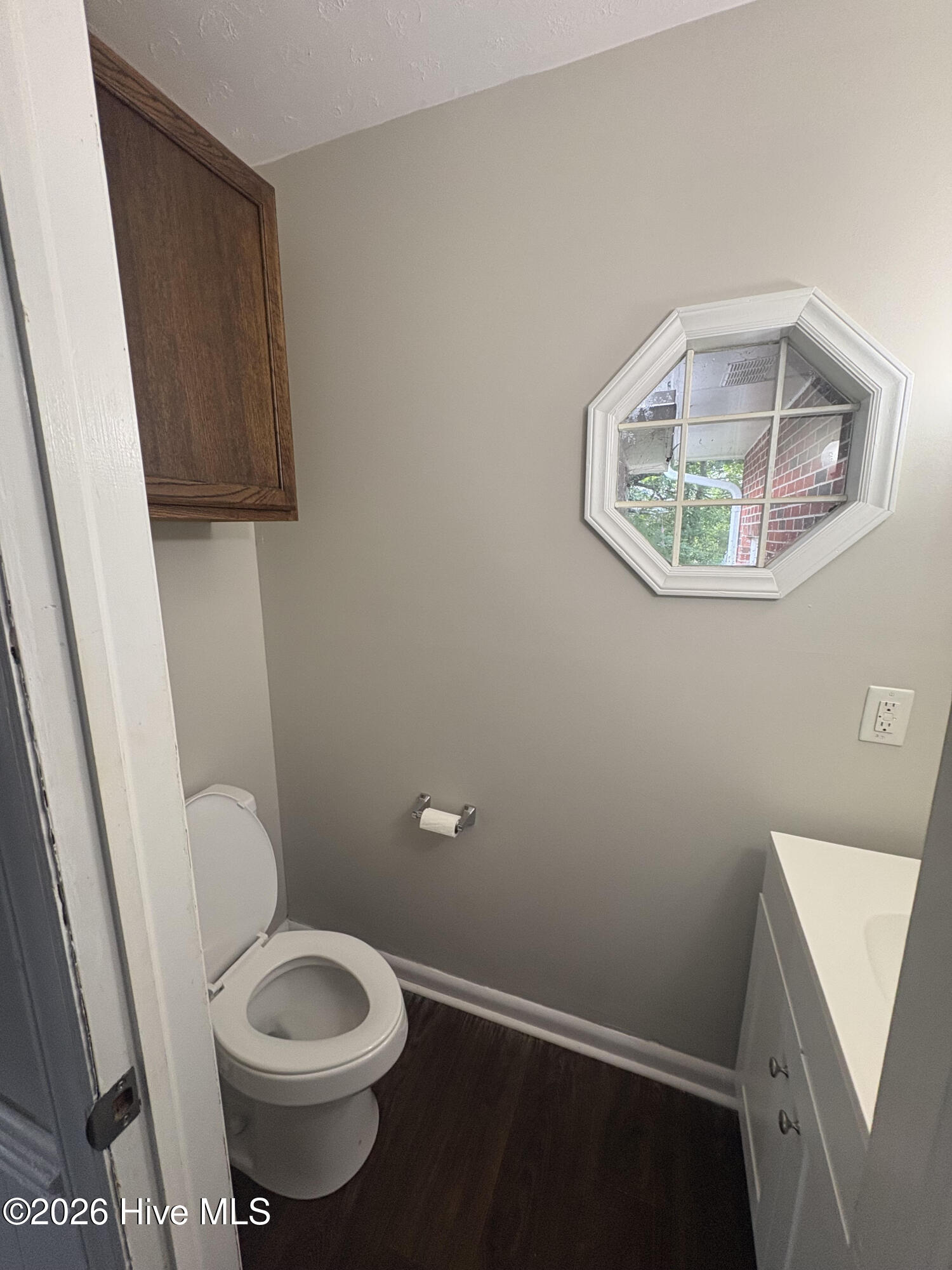 406 Forest Grove Avenue Property Photo 38