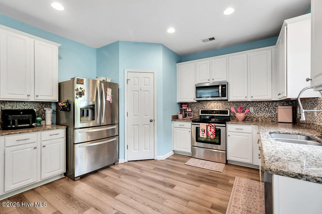 5010 Portside Drive Property Photo 11