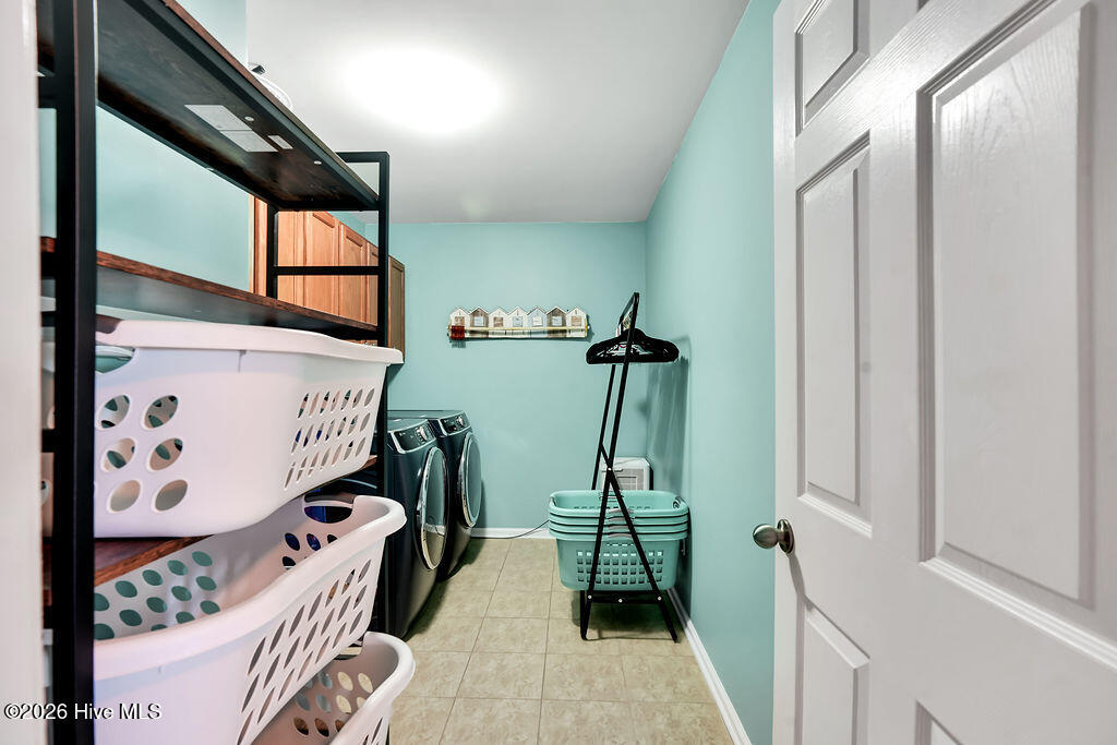 5010 Portside Drive Property Photo 28