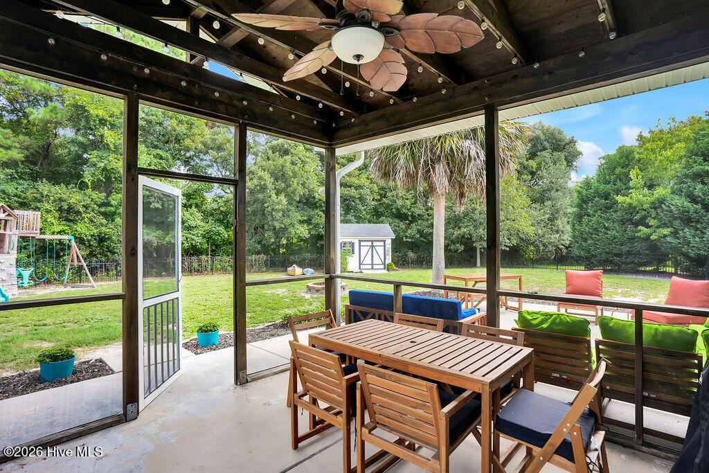 5010 Portside Drive Property Photo 32