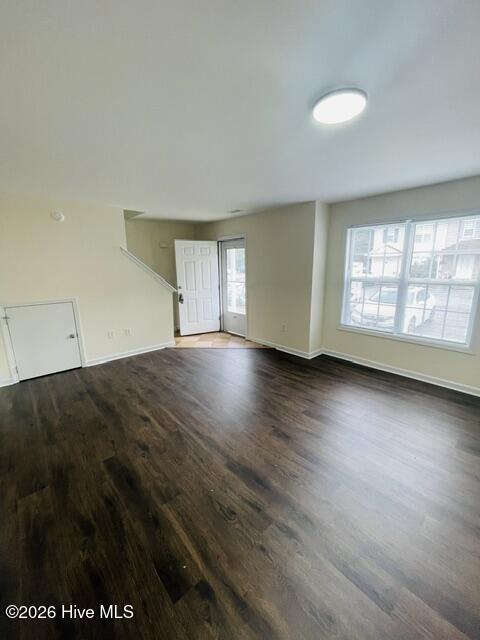 302 Comanche Trail Property Photo 5