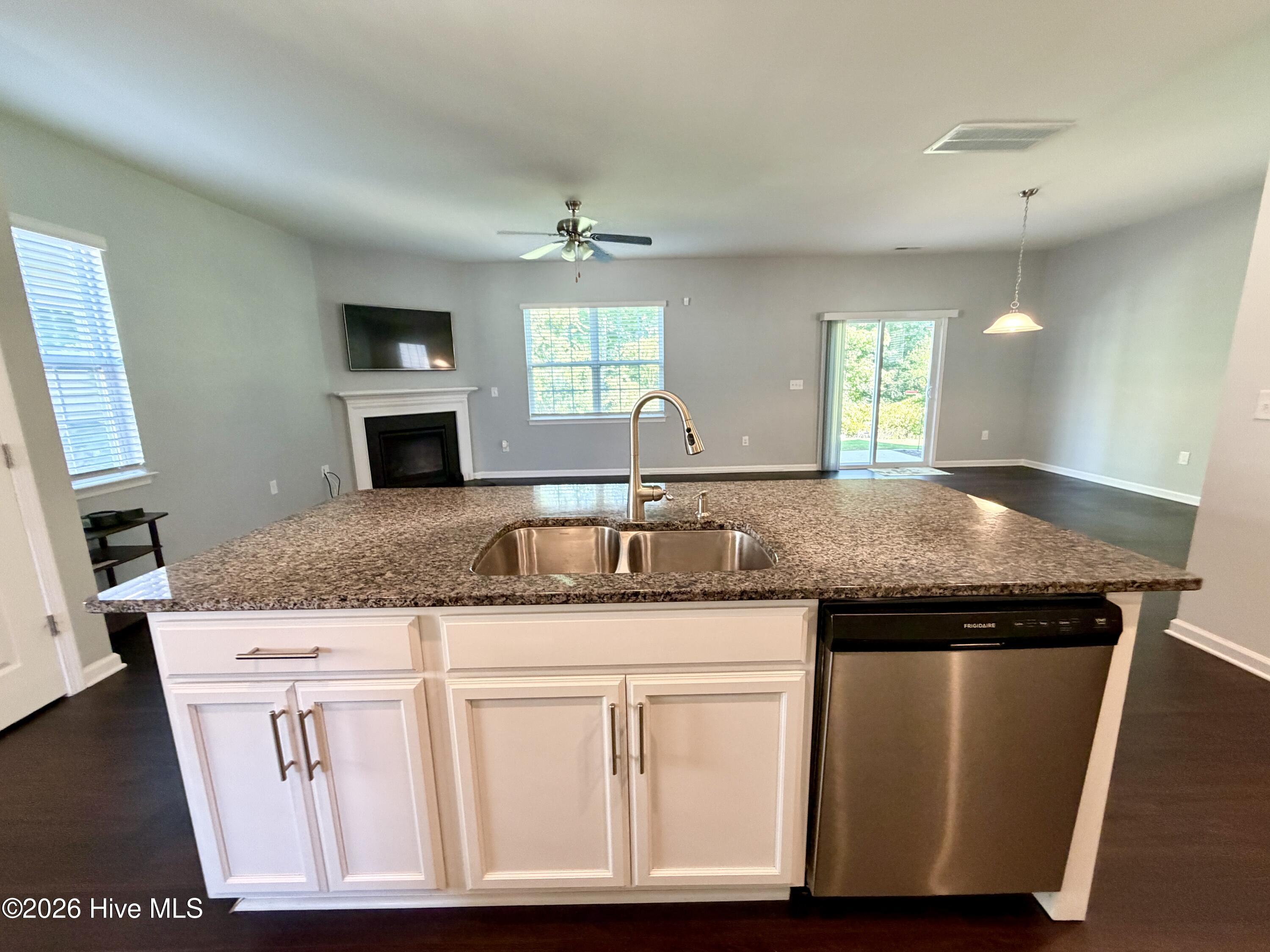 506 Golden Villas Drive Property Photo 9