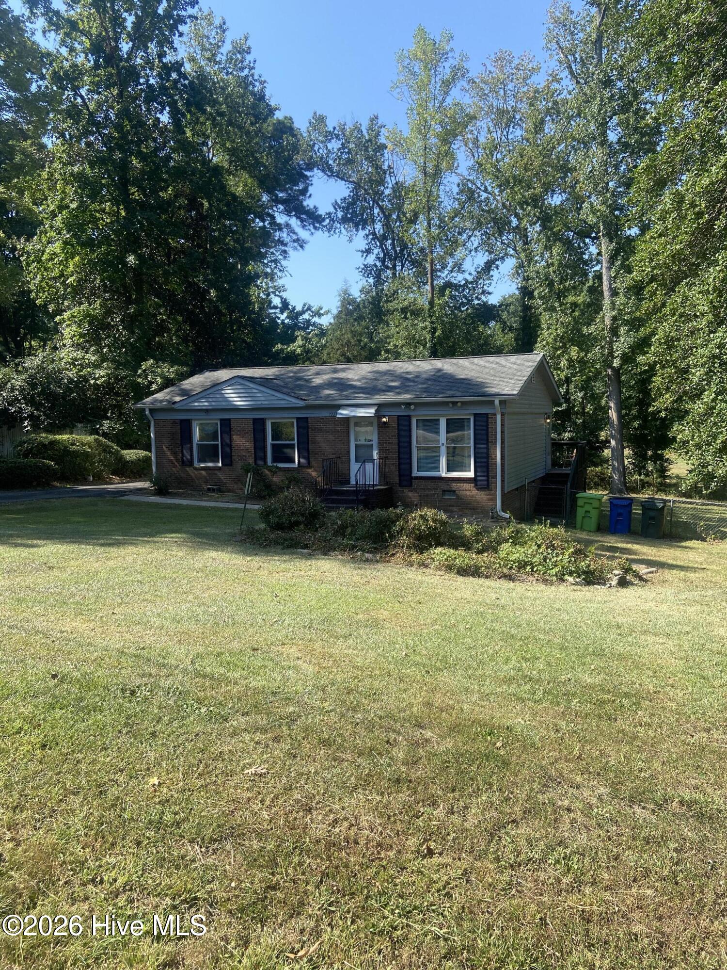 7229 Bentley Circle Property Photo 3