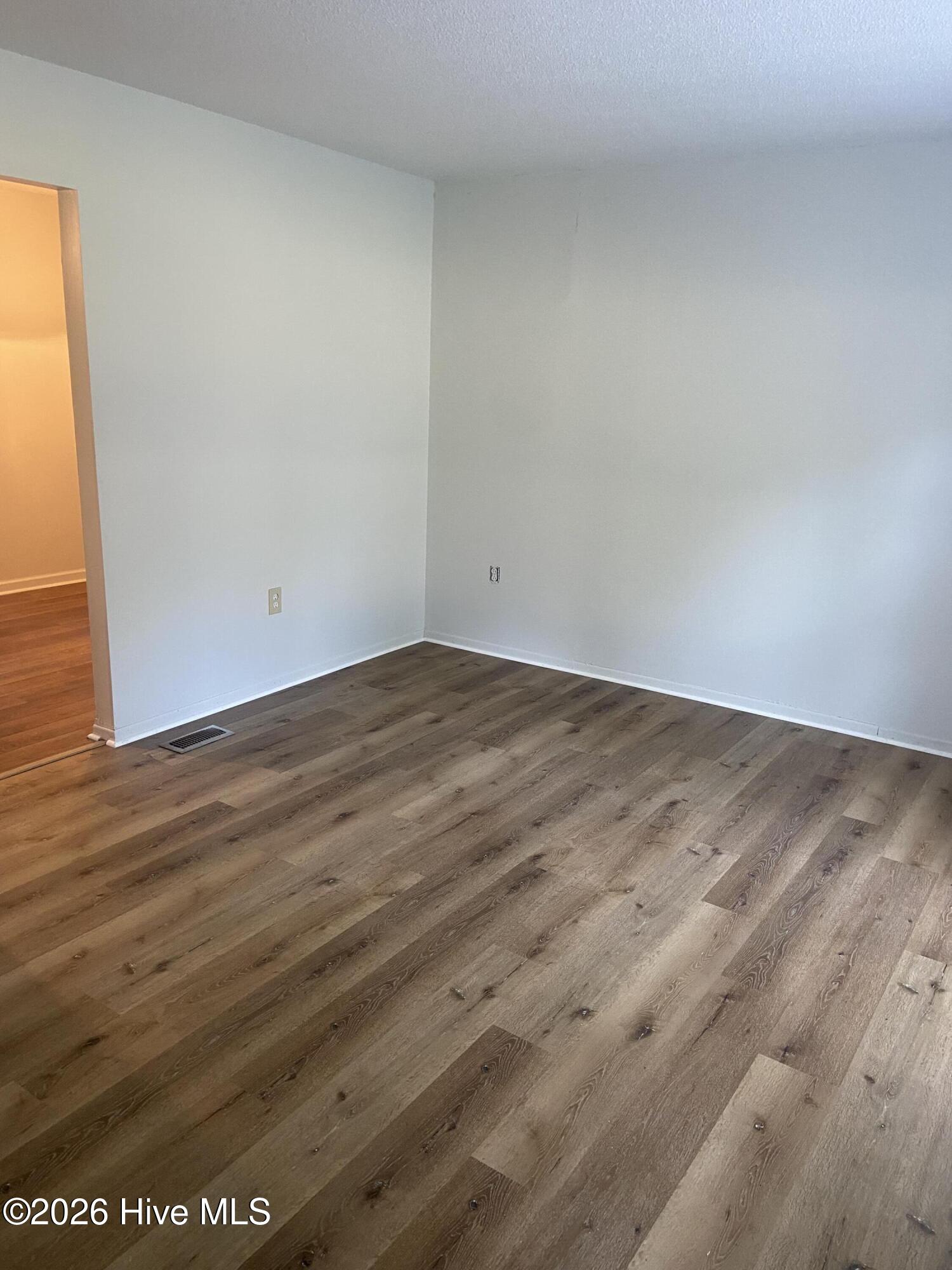 7229 Bentley Circle Property Photo 10