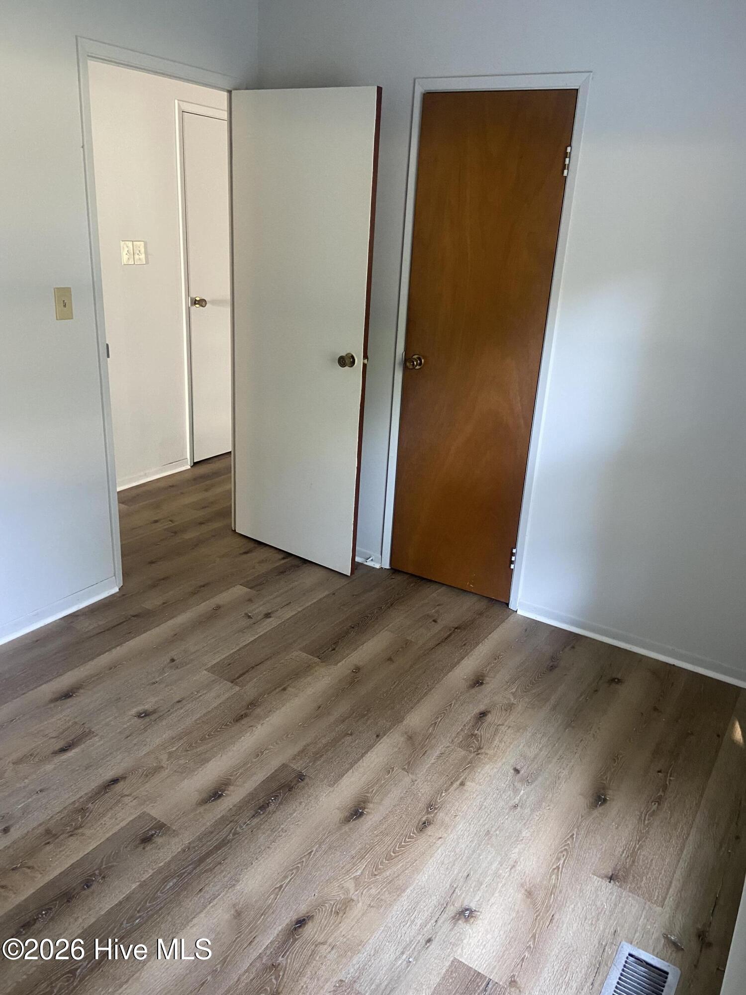 7229 Bentley Circle Property Photo 14