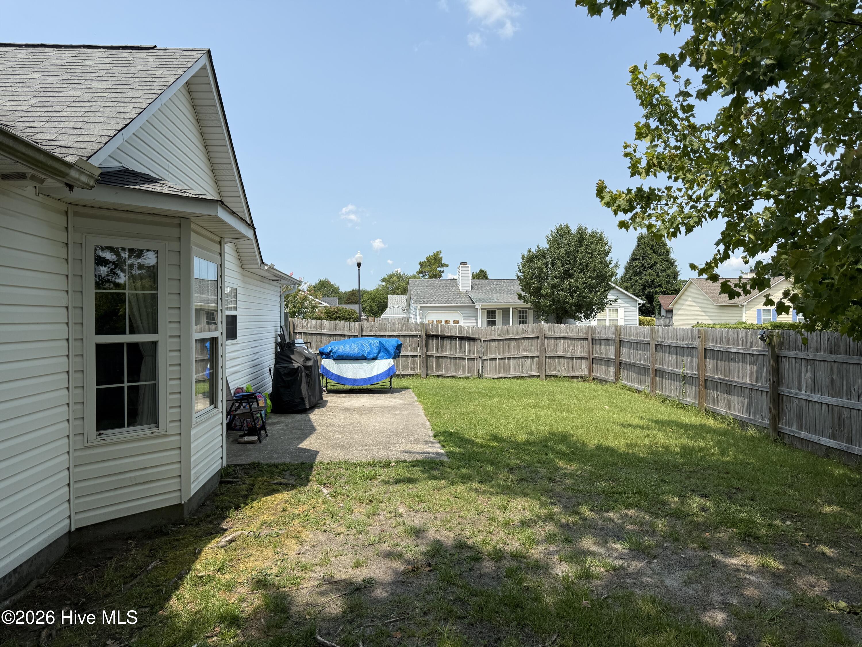 6701 Newbury Way Property Photo 4