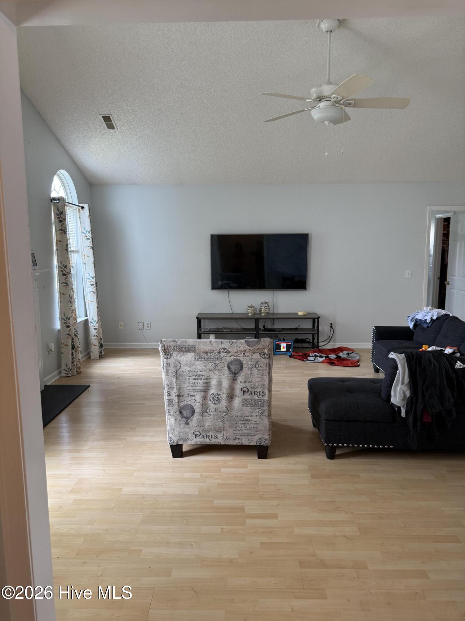 6701 Newbury Way Property Photo 8