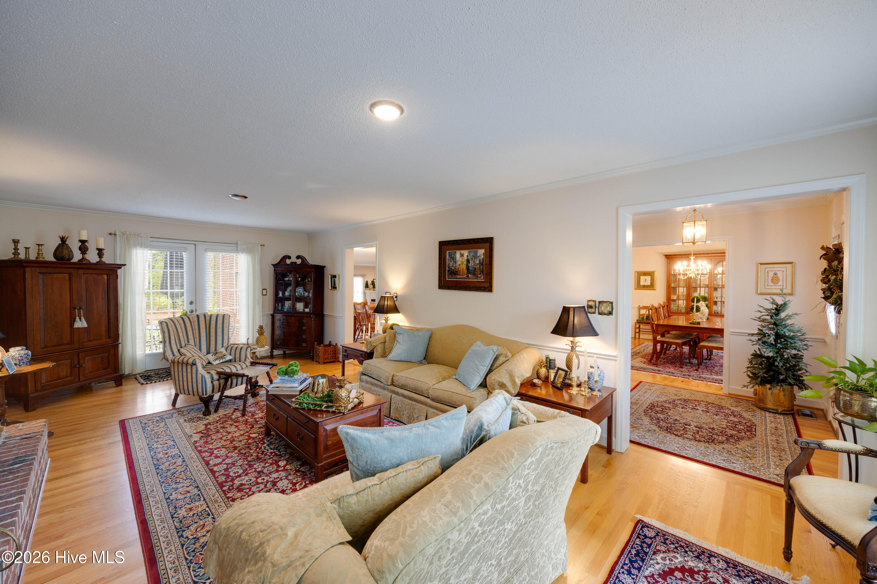 307 Alderson Road Property Photo 5