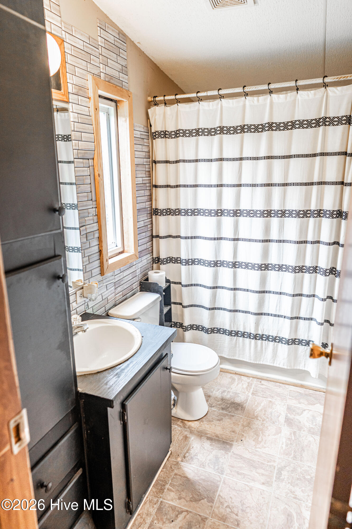 188 Willow Pond Drive Property Photo 35
