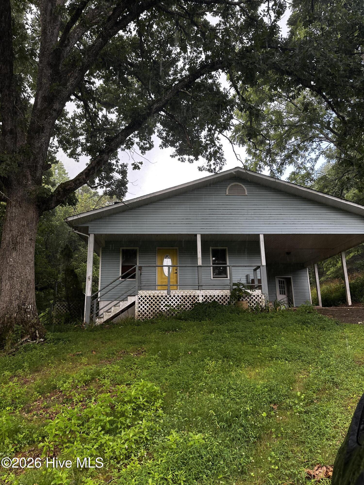 1634 Crisp Road Property Photo 1