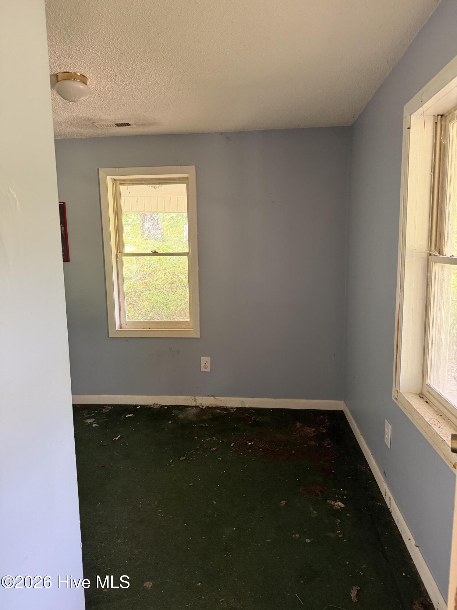 1634 Crisp Road Property Photo 3