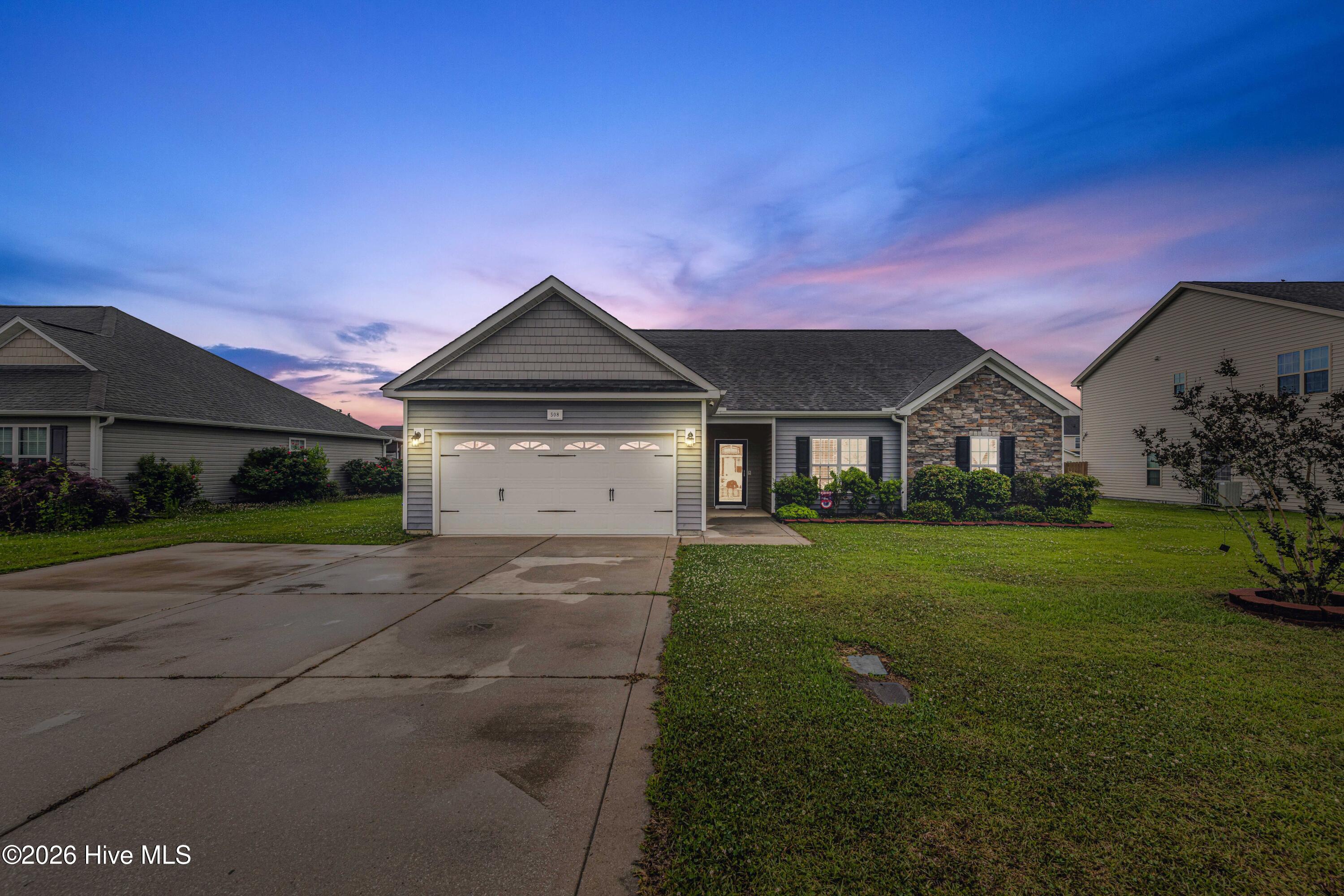 508 Louvre Lane Property Photo 1