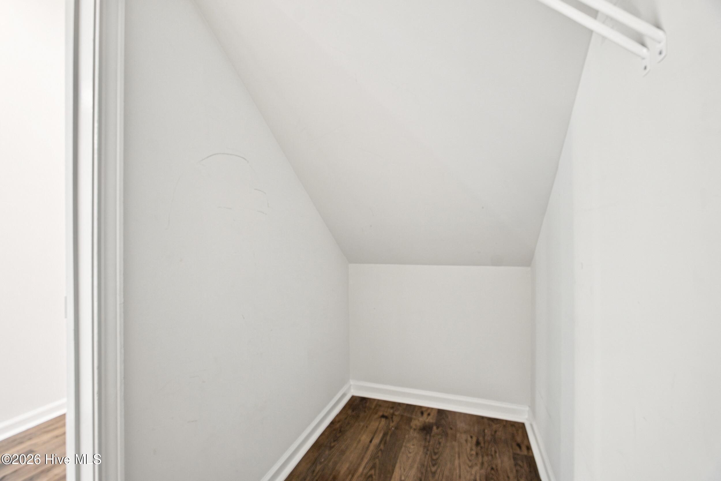 6053 Beadlow Street Property Photo 7