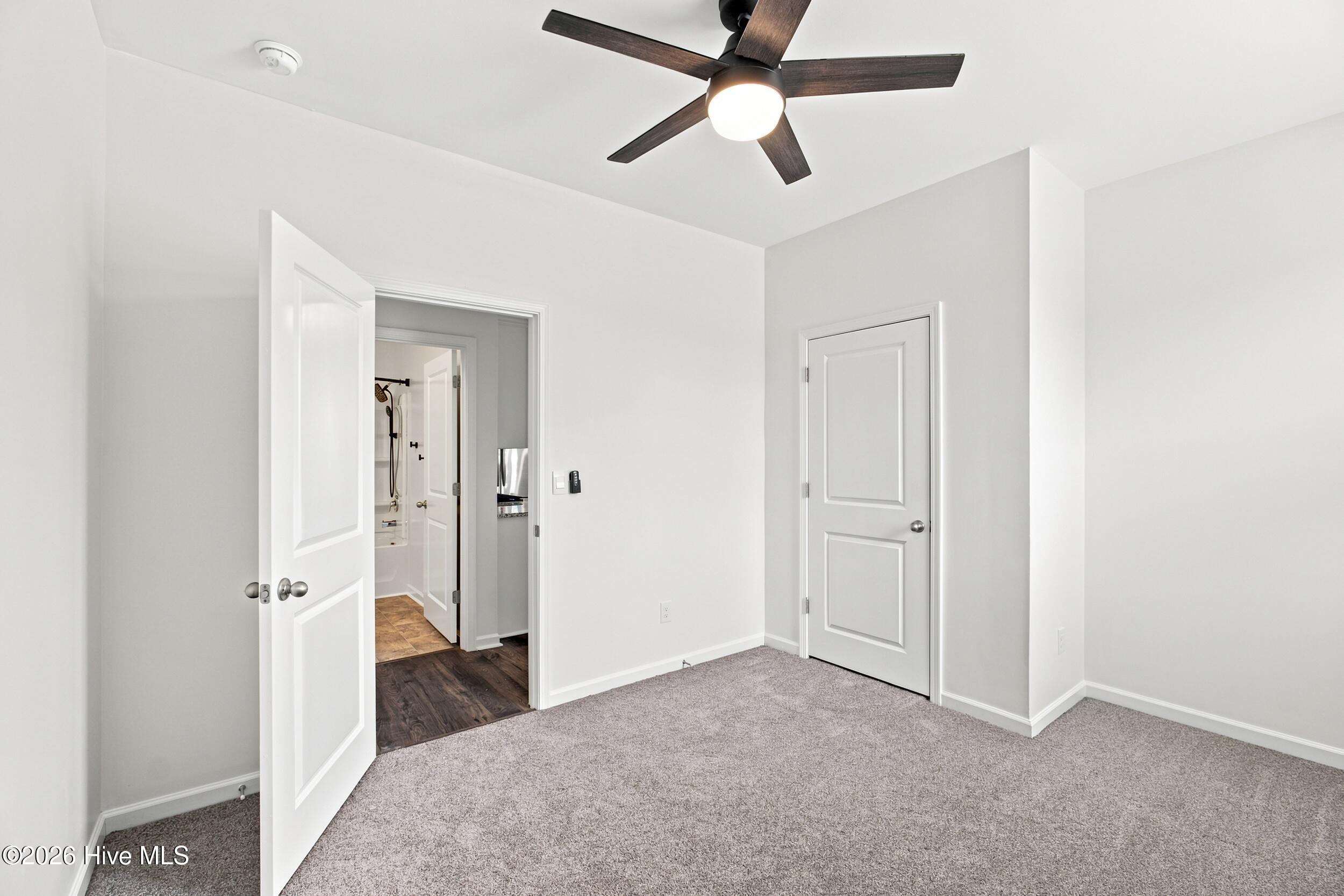 6053 Beadlow Street Property Photo 20