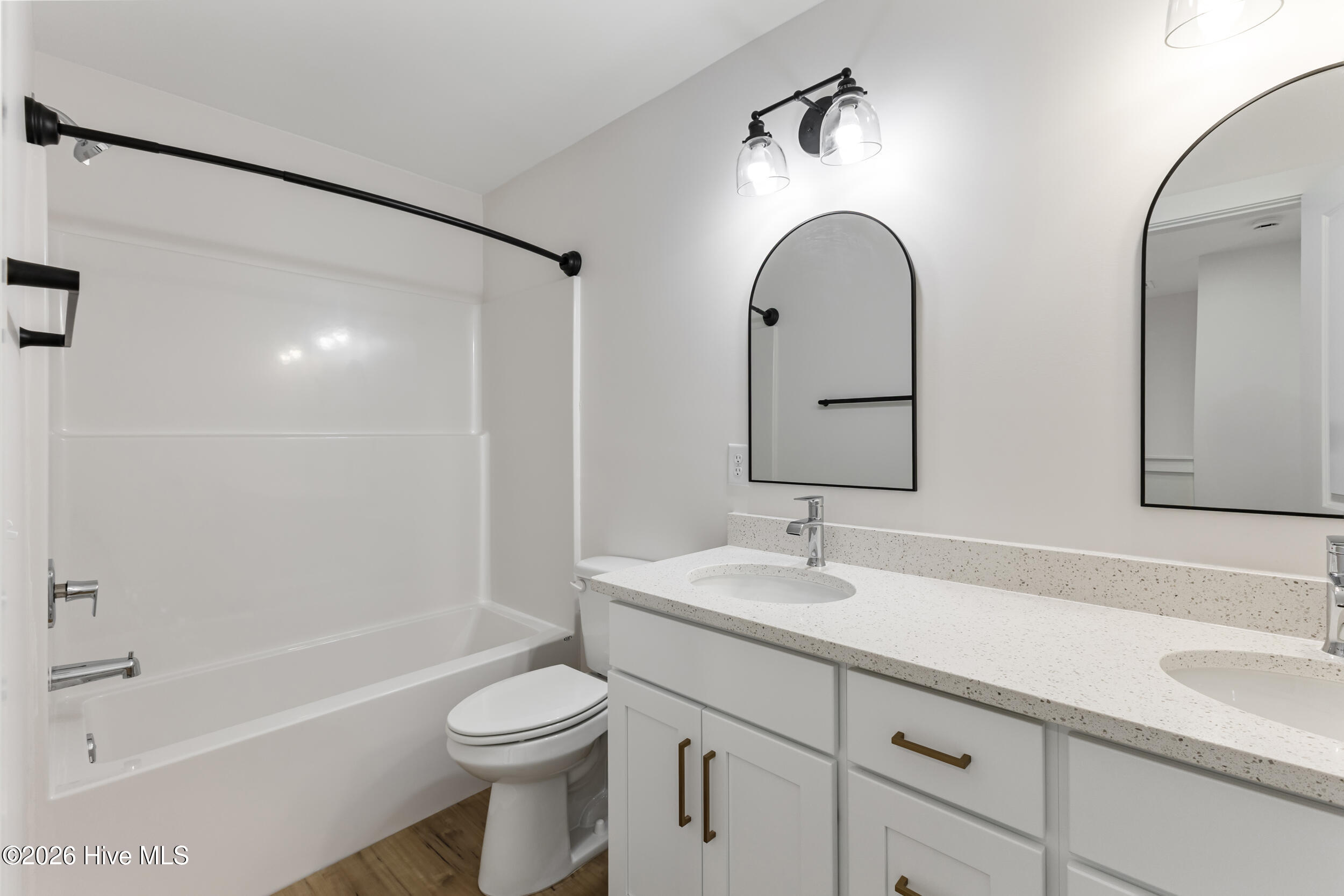 607 Marstellar Street Property Photo 23
