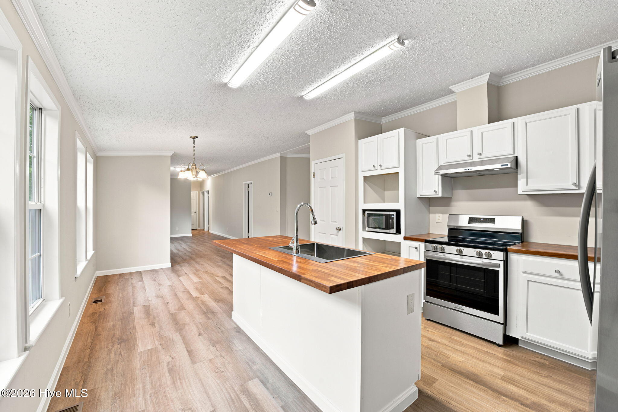 320 Macdonald Boulevard Property Photo 17