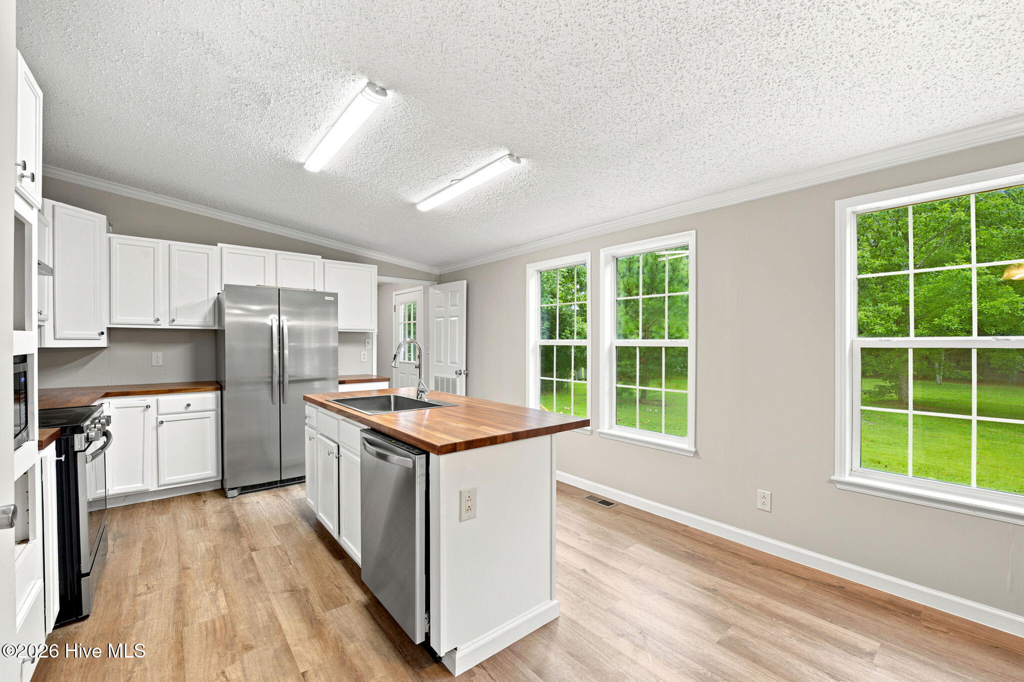 320 Macdonald Boulevard Property Photo 21