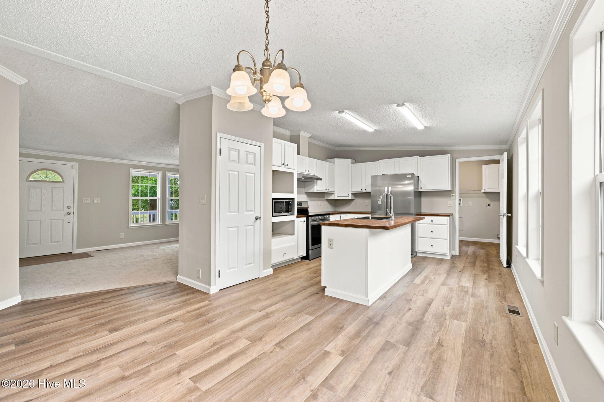 320 Macdonald Boulevard Property Photo 22