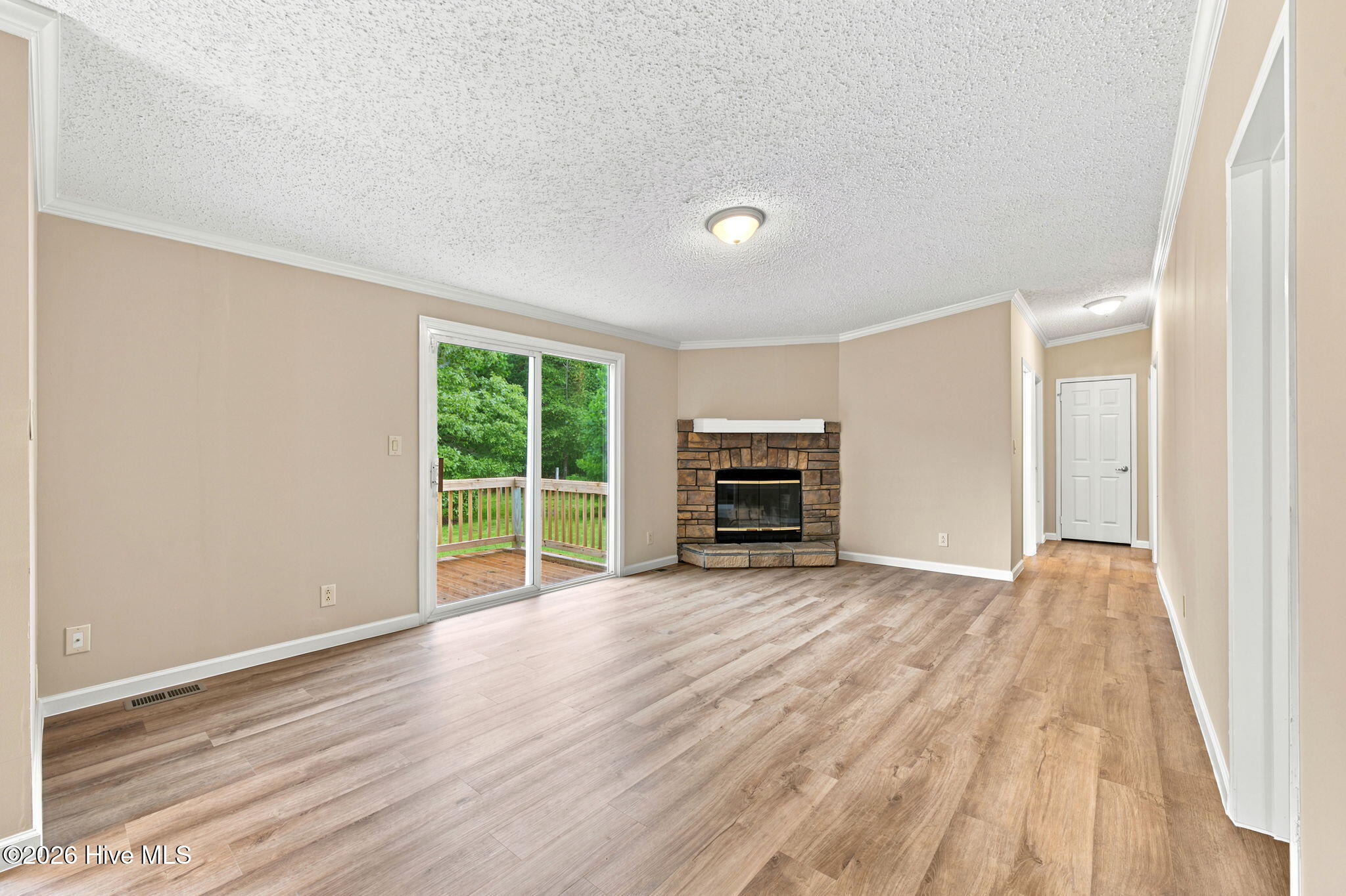 320 Macdonald Boulevard Property Photo 28