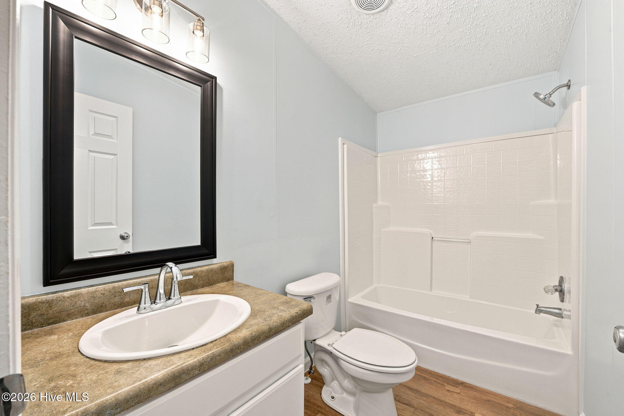 320 Macdonald Boulevard Property Photo 33