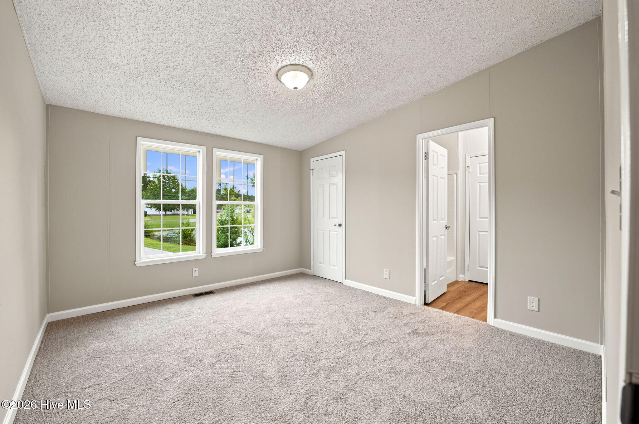 320 Macdonald Boulevard Property Photo 40