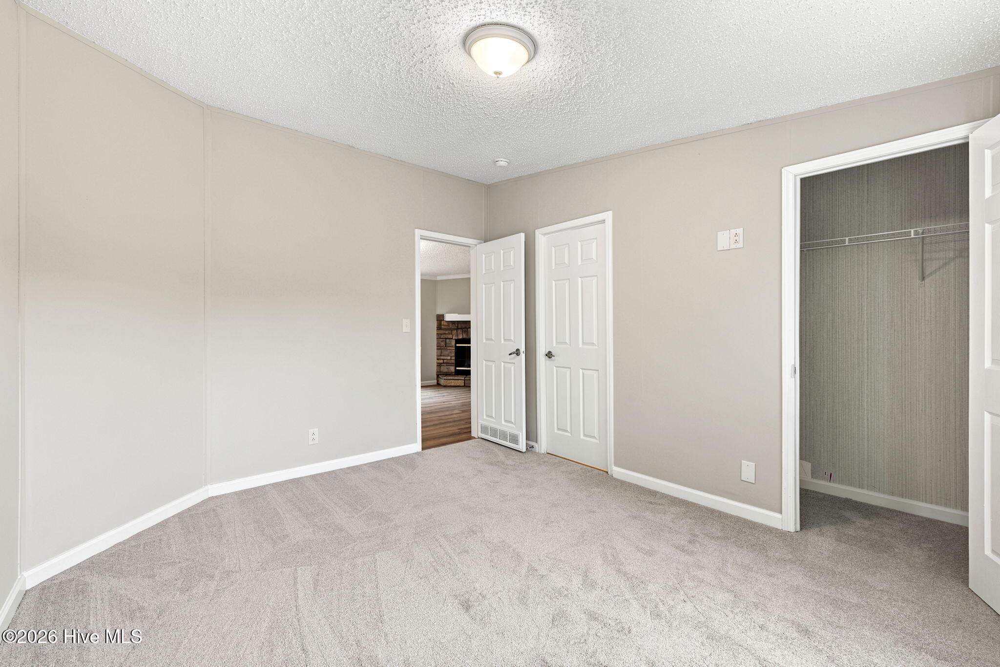 320 Macdonald Boulevard Property Photo 44