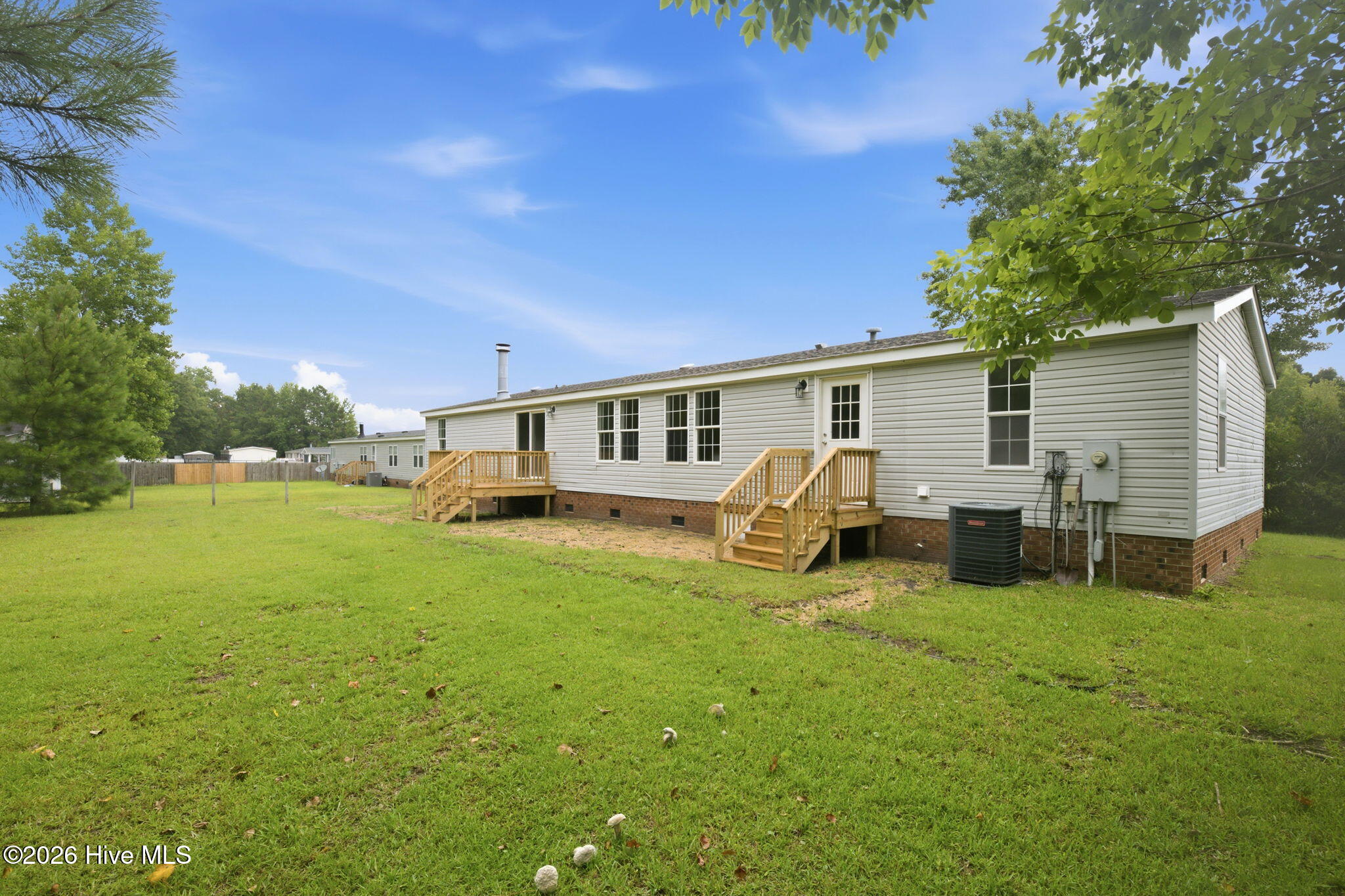 320 Macdonald Boulevard Property Photo 46